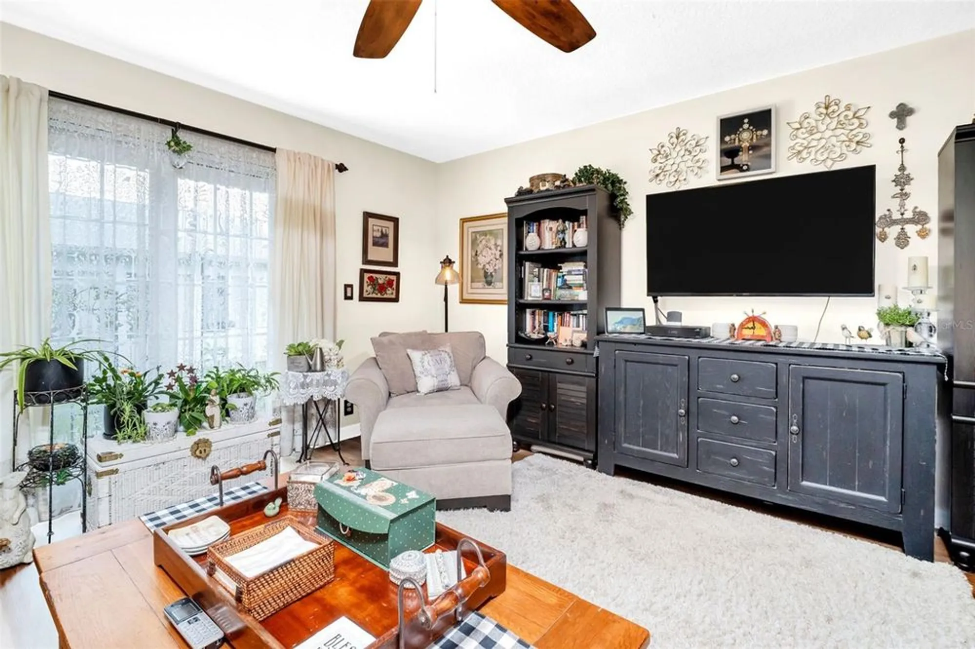 Property Slideshow image 25 of 55 | 3284 gorse ct, Palm Harbor, FL, 34684