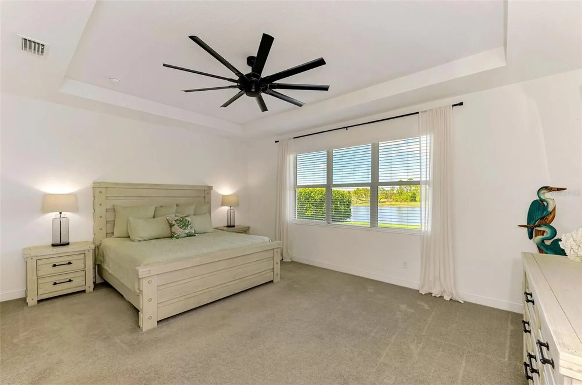 Property Slideshow image 28 of 71 | 560 mistiflower cir, Nokomis, FL, 34275