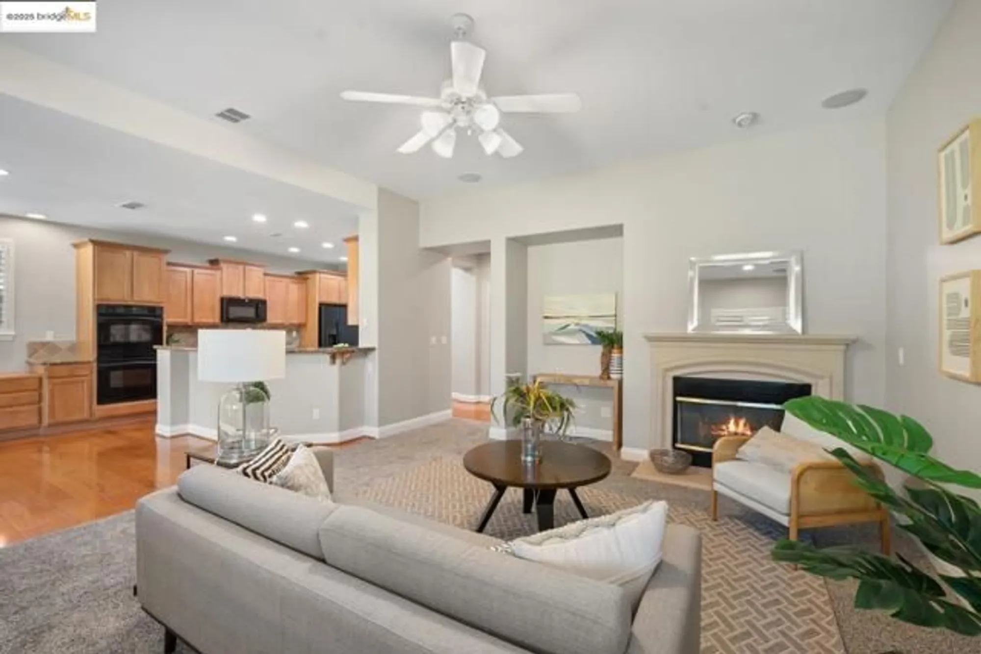 Property Slideshow image 8 of 32 | 131 montilla cir, Sacramento, CA, 95835