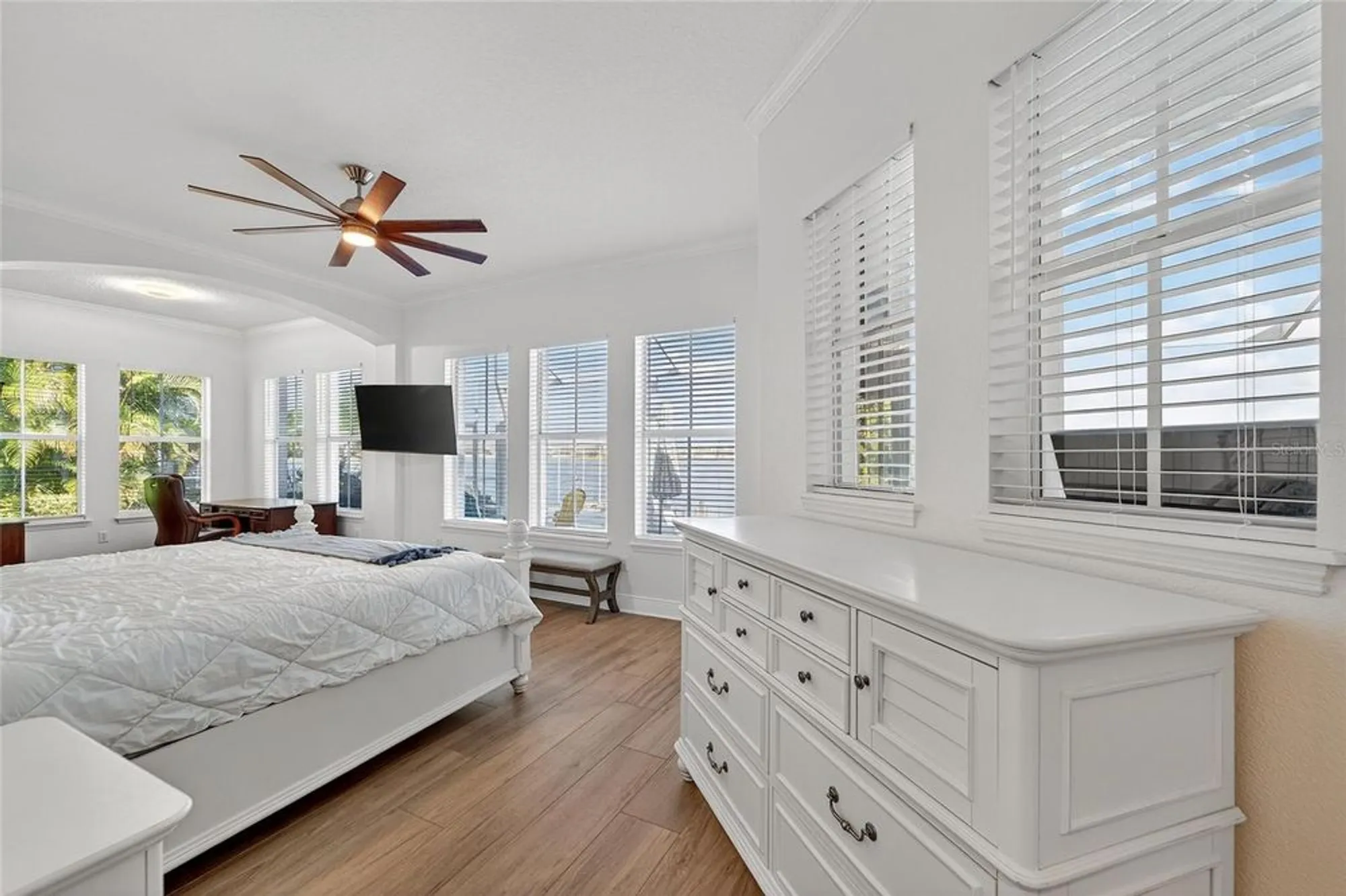 Property Slideshow image 44 of 100 | 5245 brighton shore dr, Apollo Beach, FL, 33572