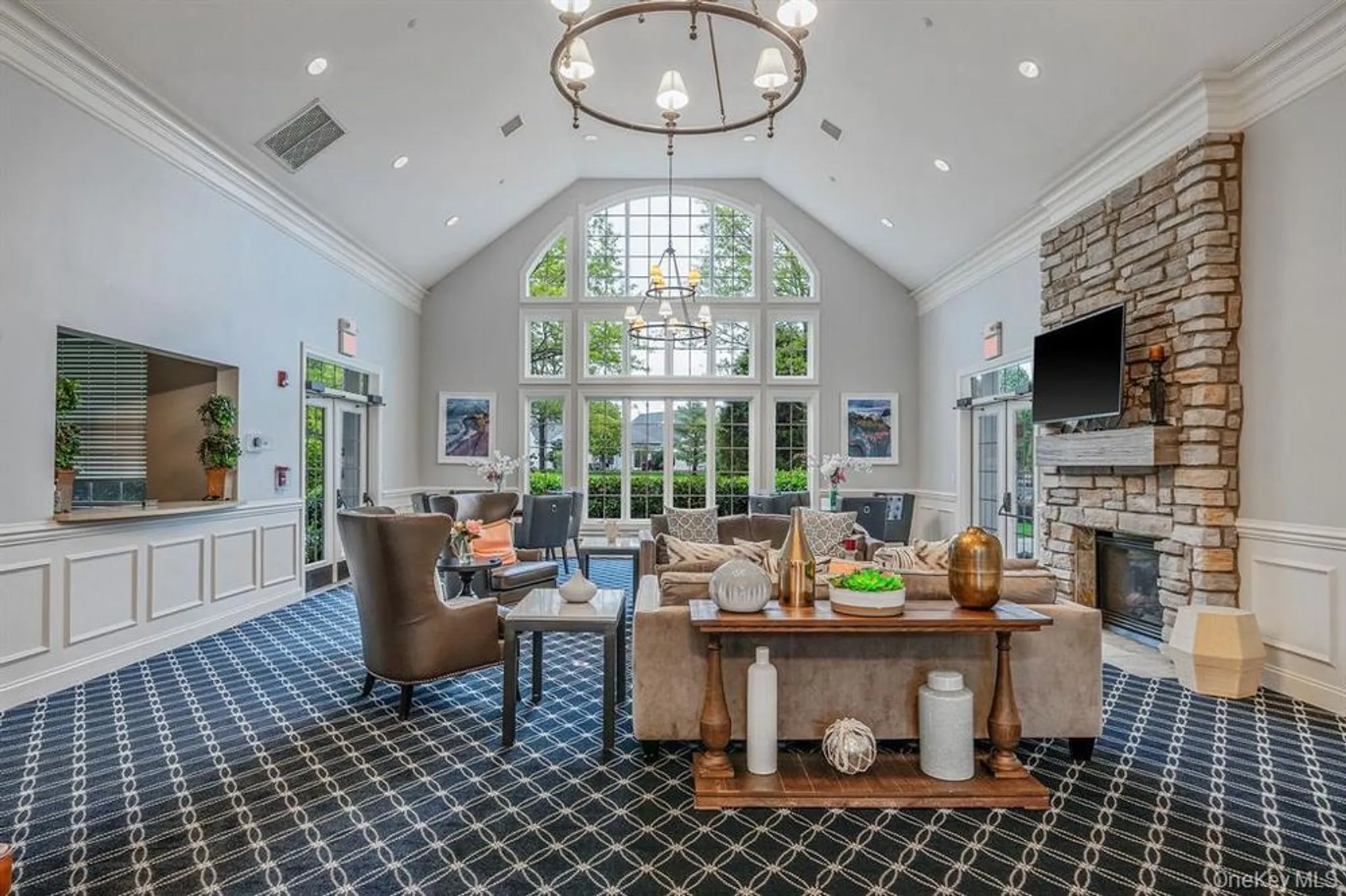 Property Slideshow image 39 of 40 | 4 oakhurst ct, Mount Sinai, NY, 11766