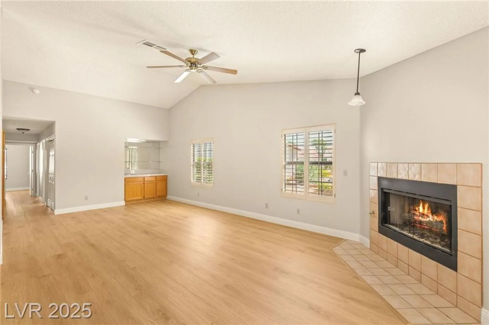 Property Slideshow image 12 of 40 | 5605 bay shore cir, Las Vegas, NV, 89130