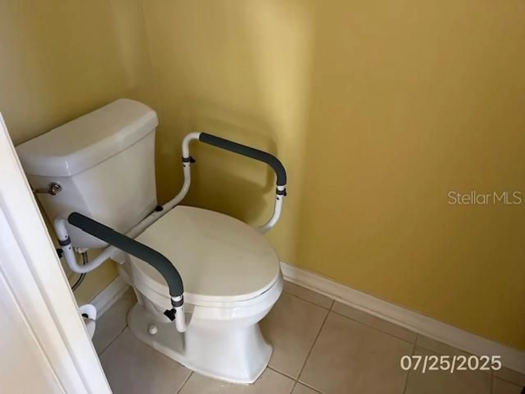 Property Slideshow image 11 of 32 | 18 treetop cir, Ormond Beach, FL, 32174