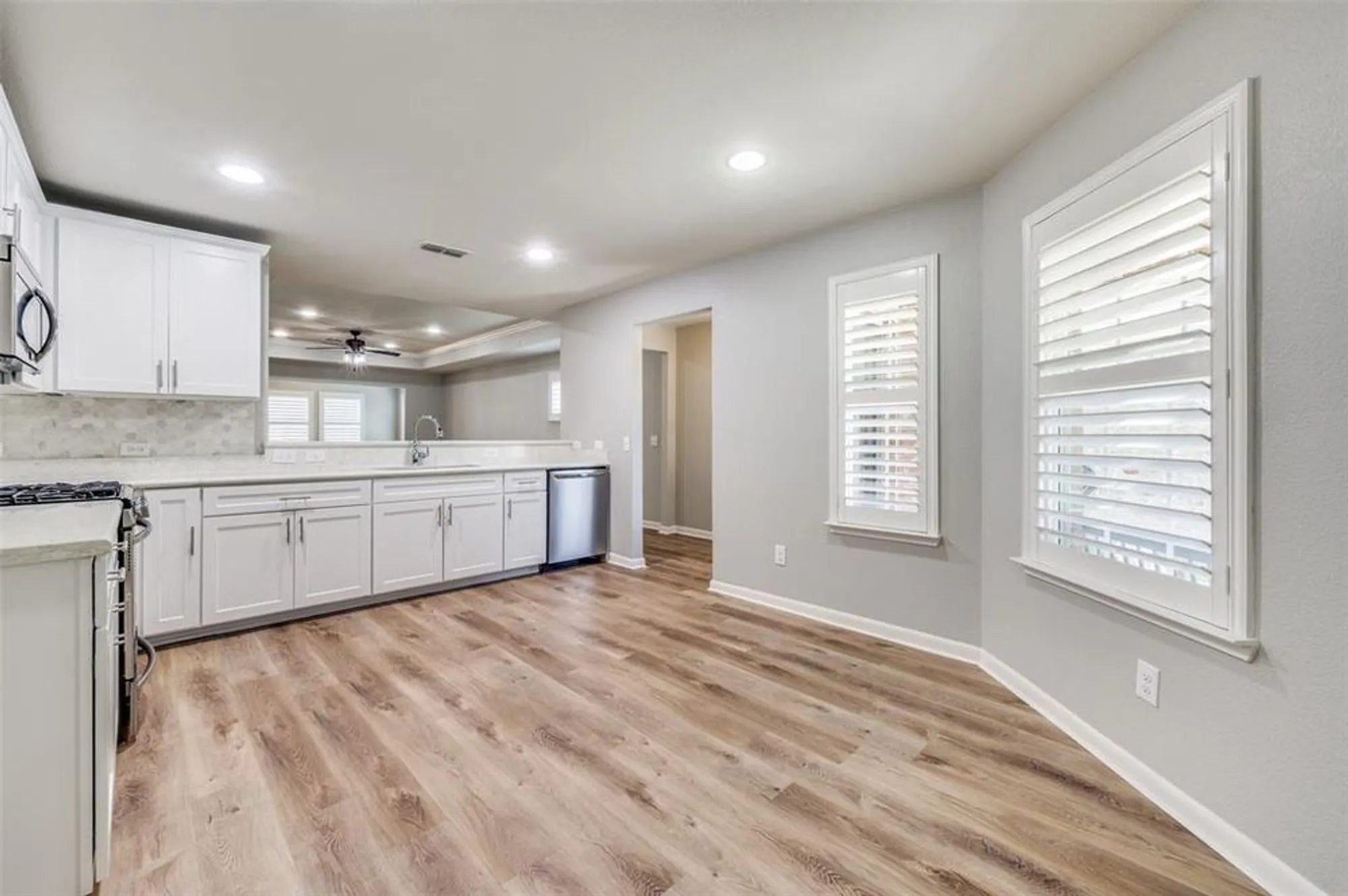 Property Slideshow image 21 of 40 | 6726 hickory creek dr, Frisco, TX, 75036