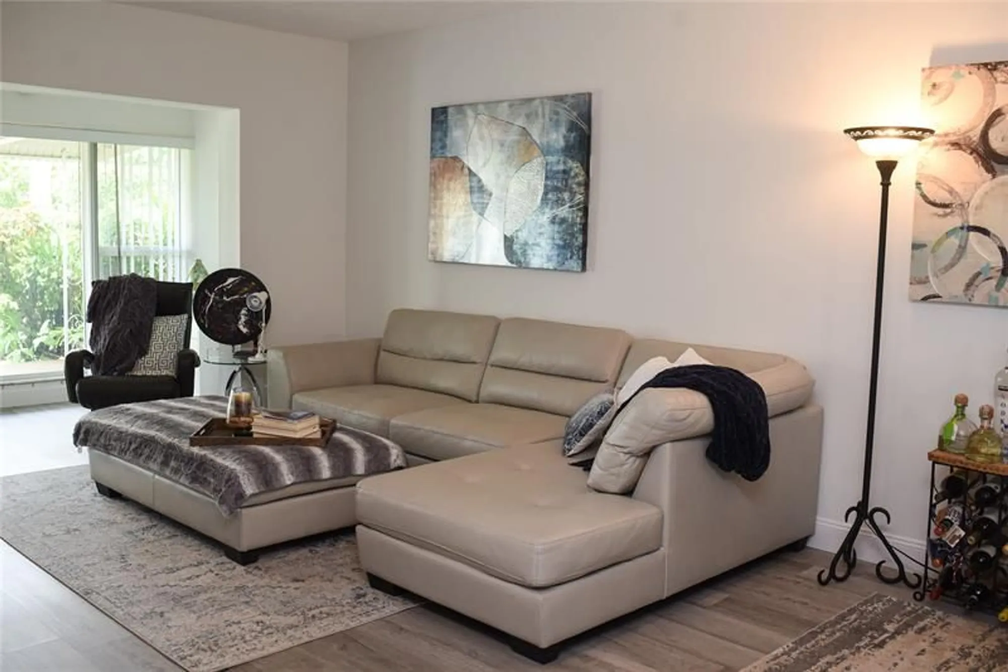 Property Slideshow image 4 of 34 | 20932 sedgewick dr # 400, Boca Raton, FL, 33433