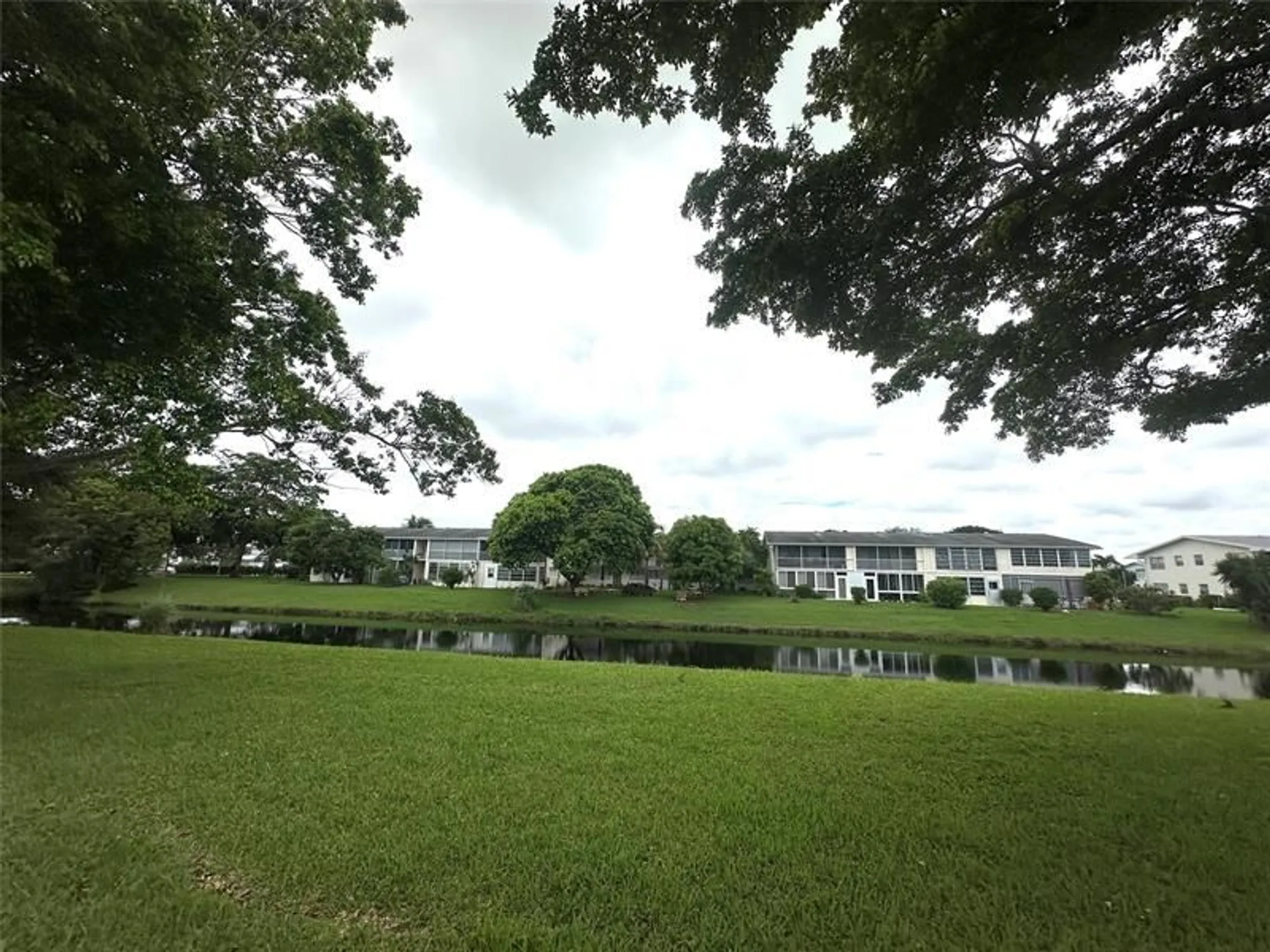 Property Slideshow image 27 of 66 | 23 lyndhurst a # 23, Deerfield Beach, FL, 33442