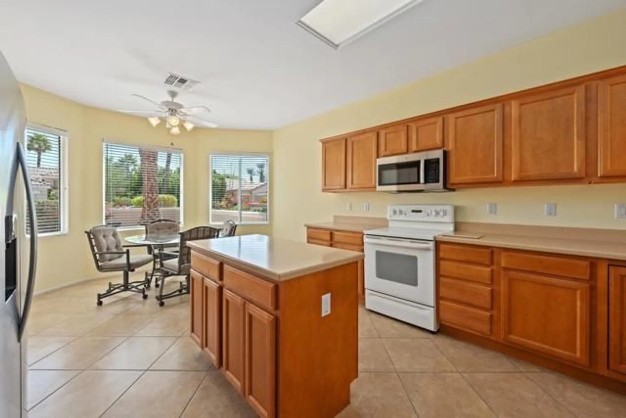 Property Slideshow image 12 of 27 | 78904 alliance way, Palm Desert, CA, 92211