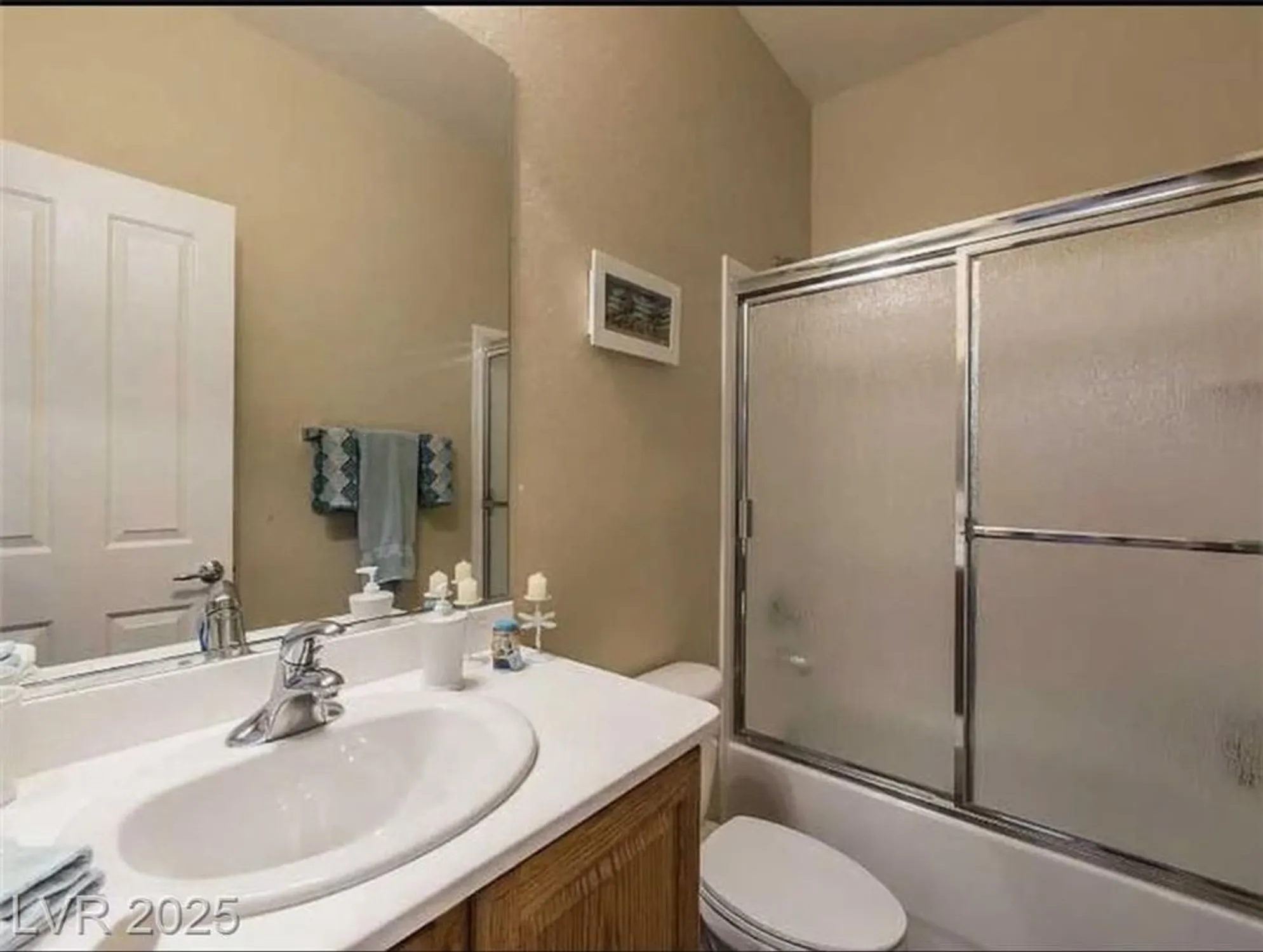 Property Slideshow image 9 of 17 | 2473 luminous stars st, Henderson, NV, 89044