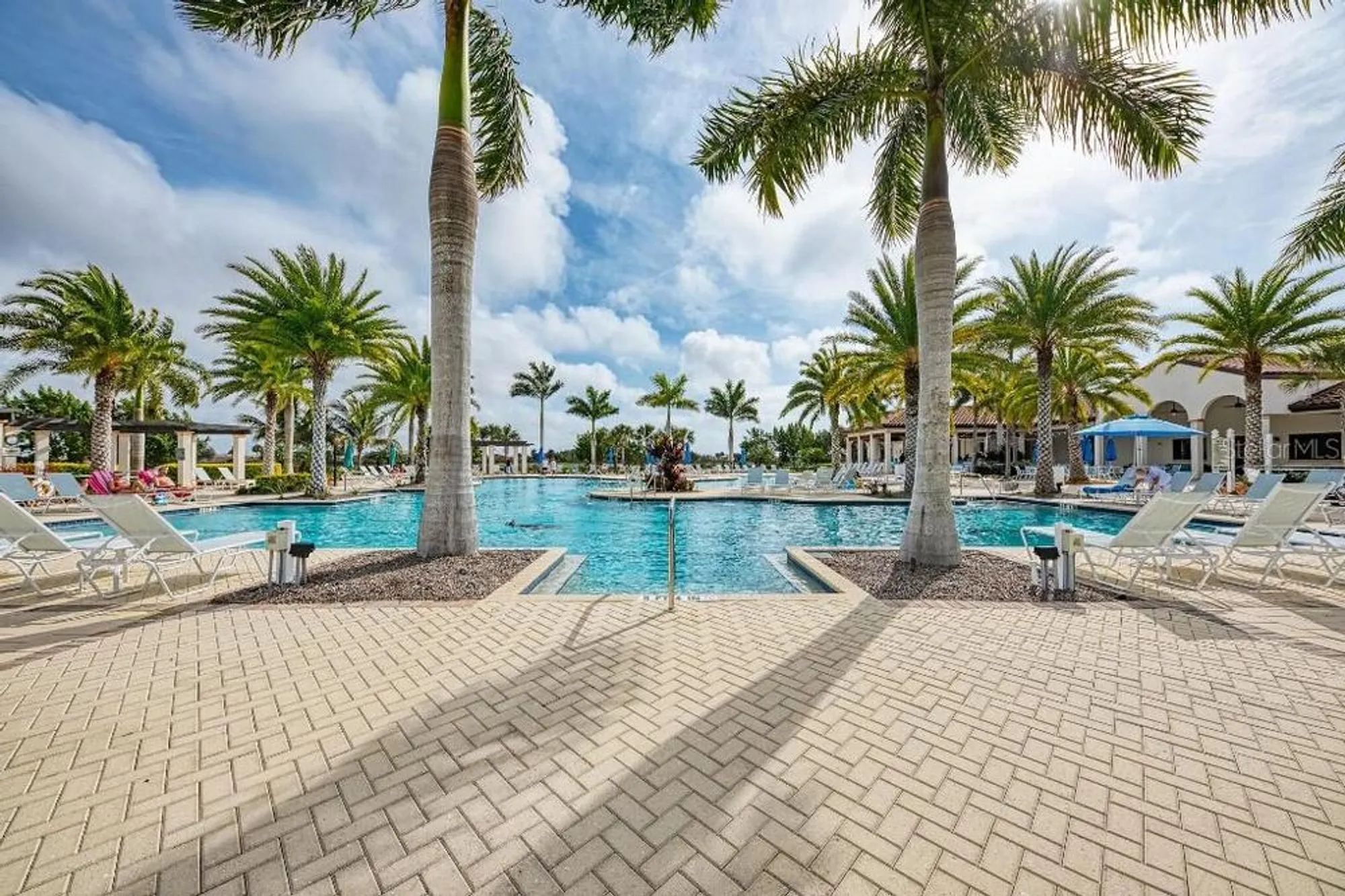 Property Slideshow image 37 of 42 | 10043 crooked creek dr unit 202, Venice, FL, 34293