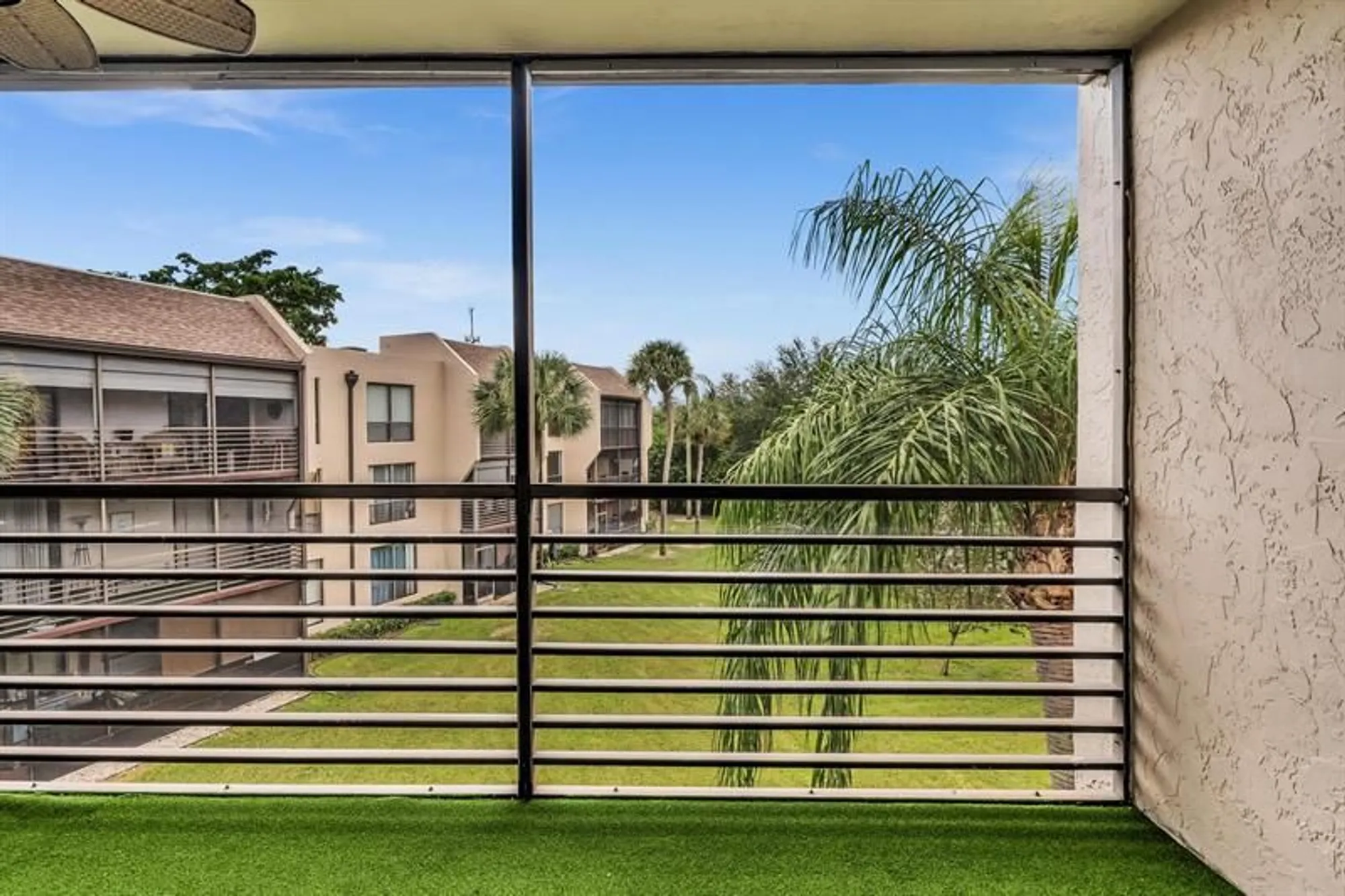 Property Slideshow image 36 of 48 | 6351 n university dr 324, Tamarac, FL, 33321