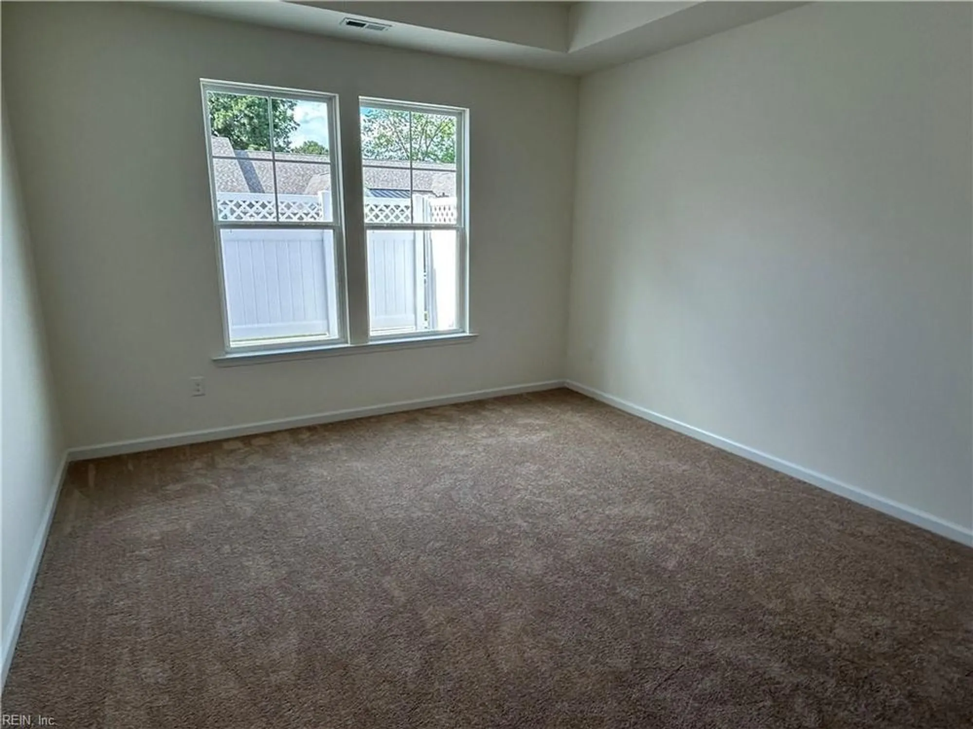 Property Slideshow image 20 of 41 | 222 richmond ave # 20-1, Smithfield, VA, 23430