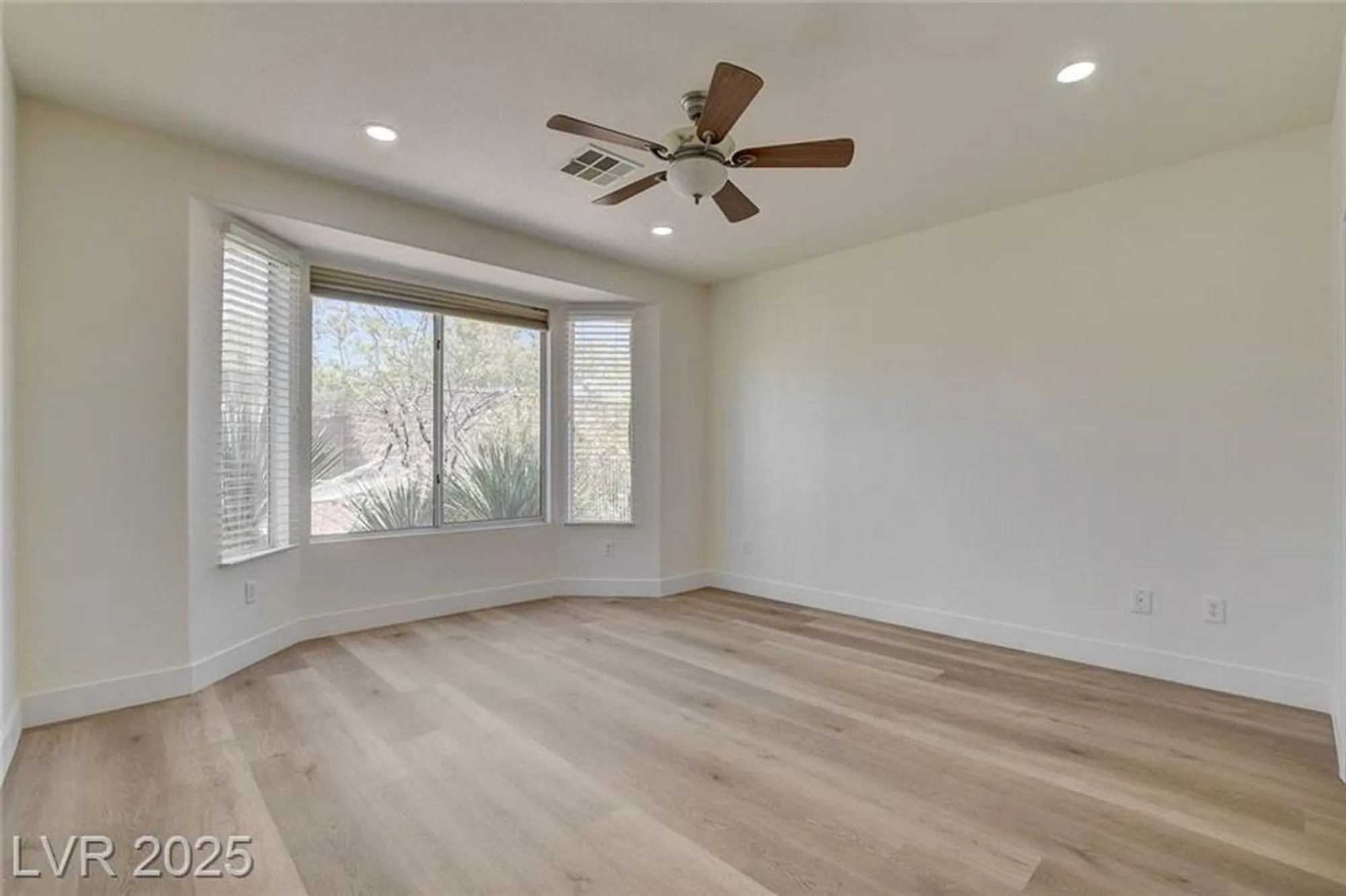 Property Slideshow image 24 of 48 | 4379 bella cascada st, Las Vegas, NV, 89135