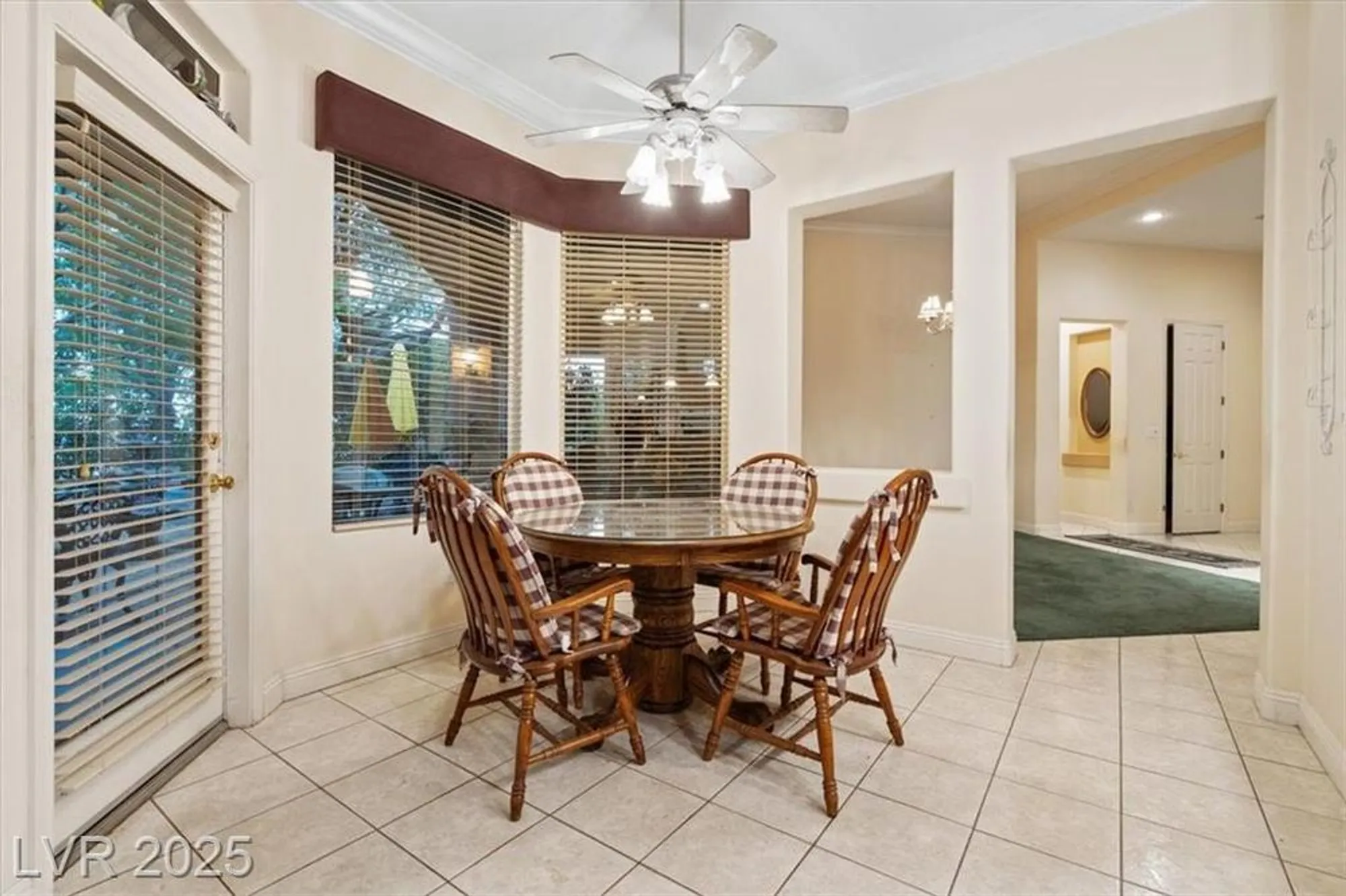Property Slideshow image 13 of 32 | 10312 bent brook pl, Las Vegas, NV, 89134