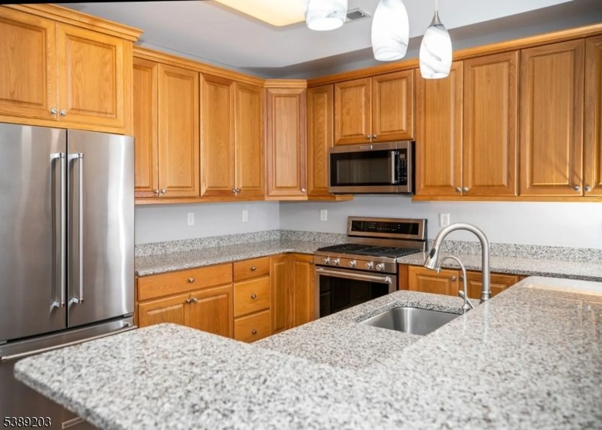 Property Slideshow image 5 of 32 | 11 zachary way, Mount Arlington, NJ, 07856