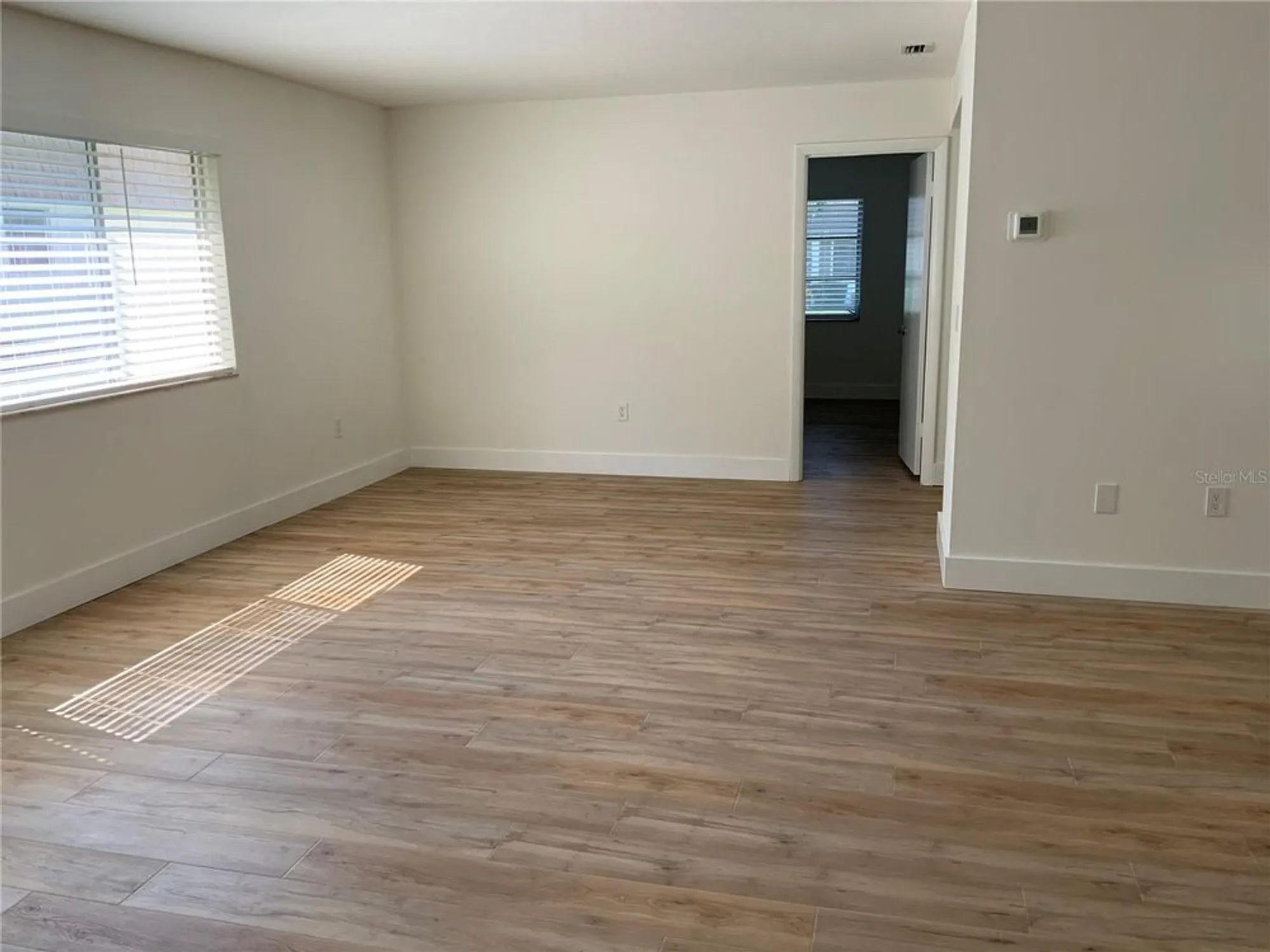 Property Slideshow image 6 of 20 | 2617 riverbluff pkwy # v151, Sarasota, FL, 34231