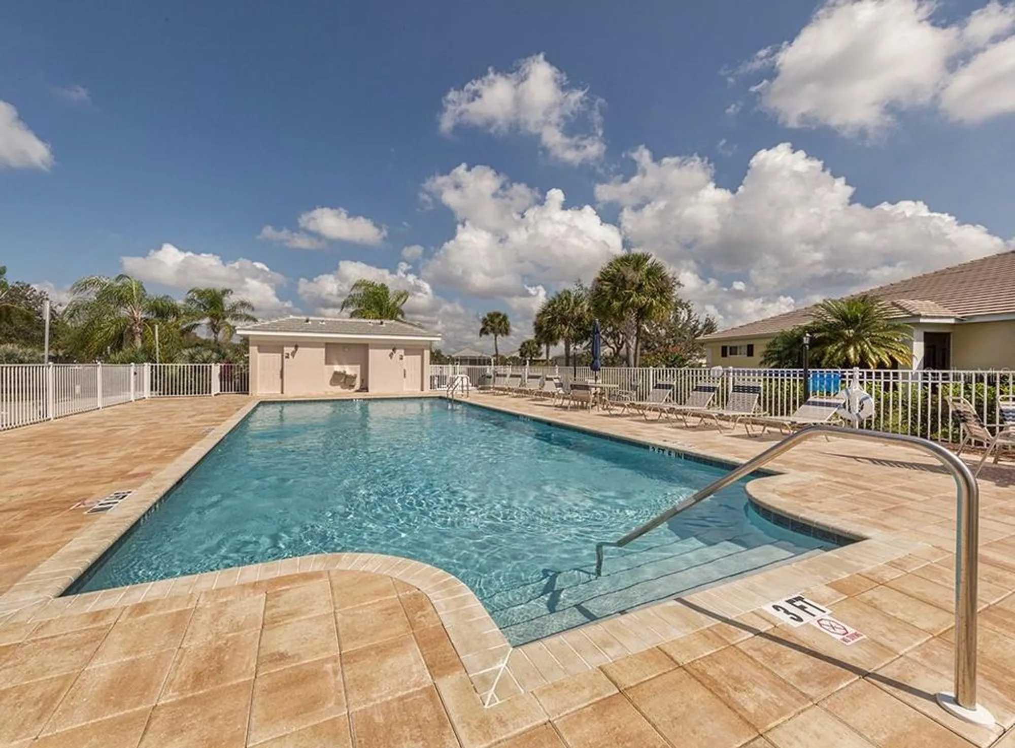 Property Slideshow image 46 of 58 | 1610 monarch dr # 1610, Venice, FL, 34293