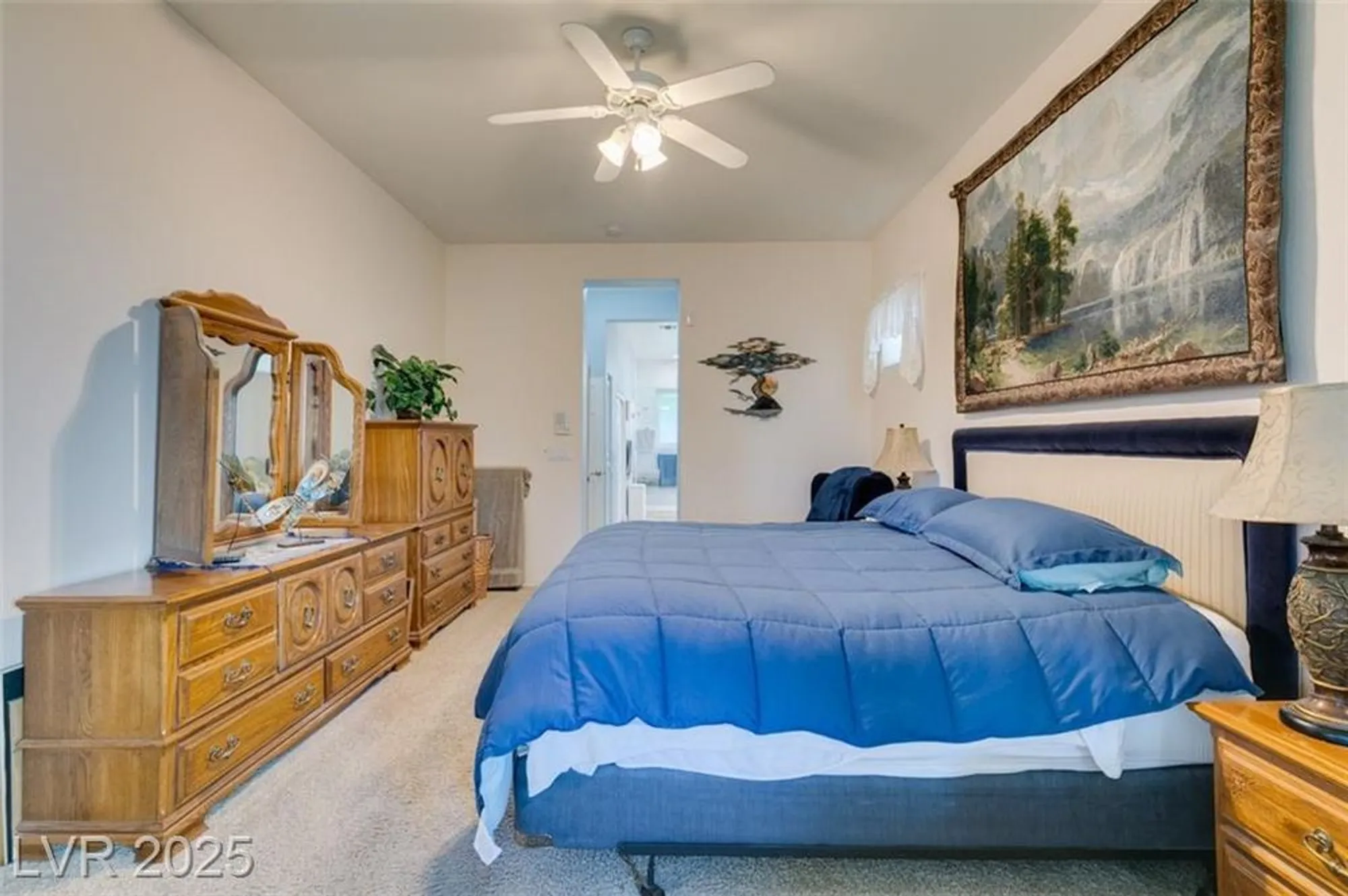 Property Slideshow image 20 of 32 | 2022 high mesa dr, Henderson, NV, 89012