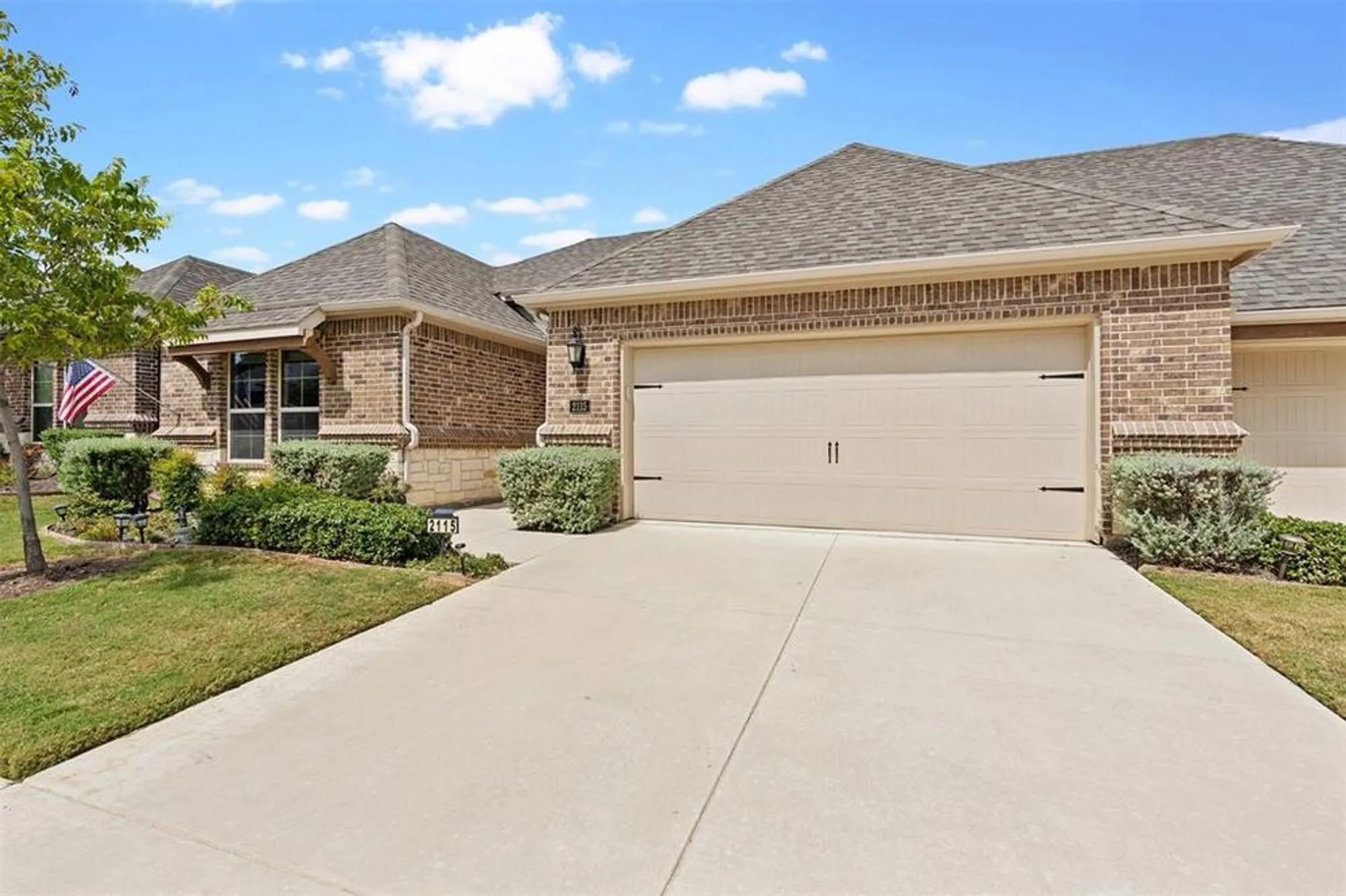 Property Slideshow image 3 of 40 | 2115 ladera way 2115, Mansfield, TX, 76063