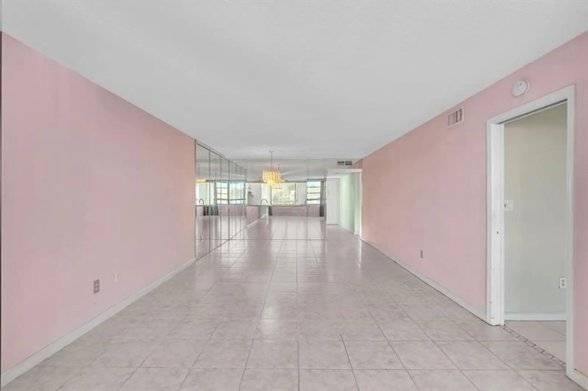 Property Slideshow image 18 of 82 | 10442 e clairmont cir 204, Tamarac, FL, 33321