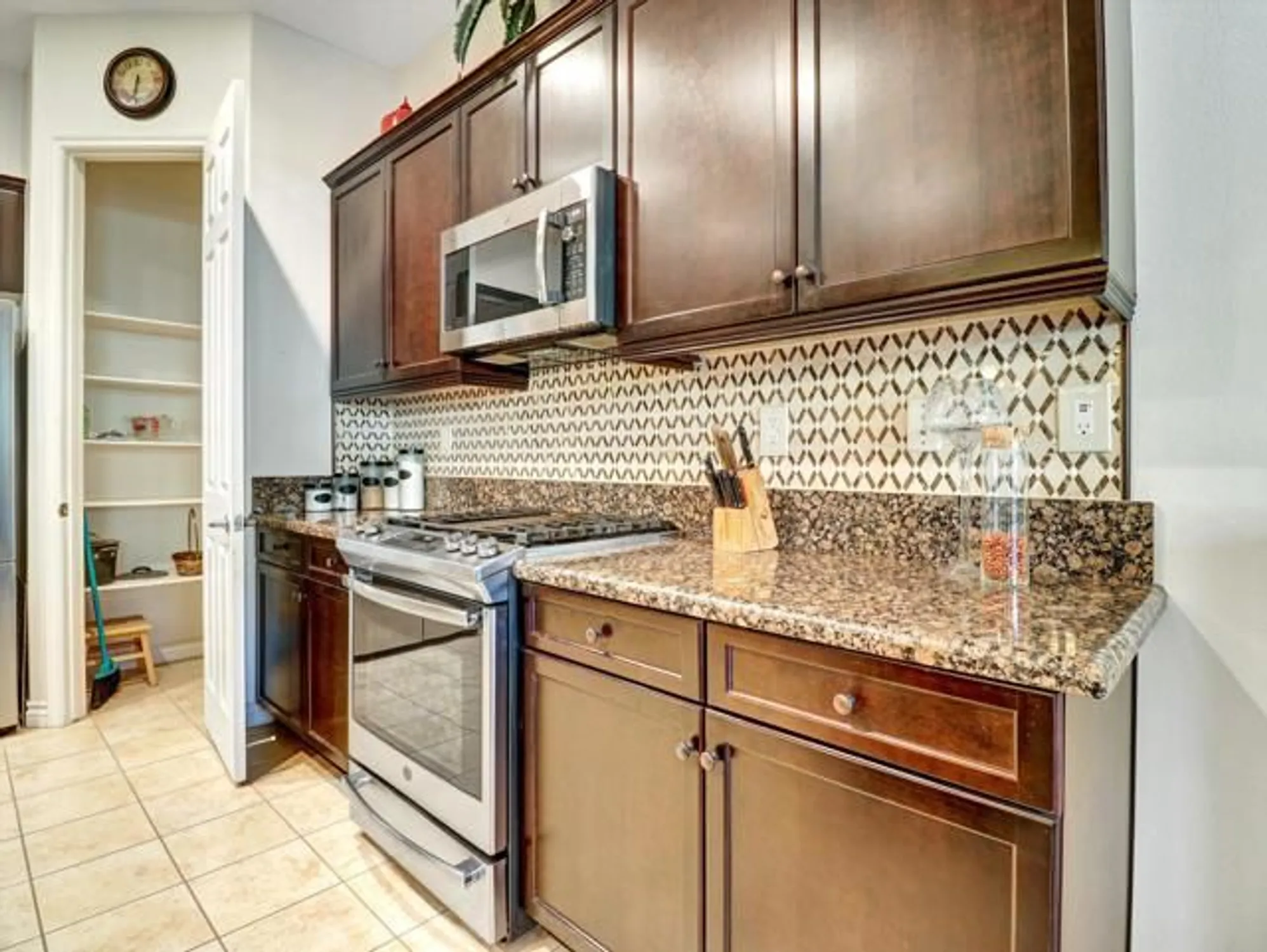 Property Slideshow image 28 of 59 | 85642 molvena dr, Indio, CA, 92203