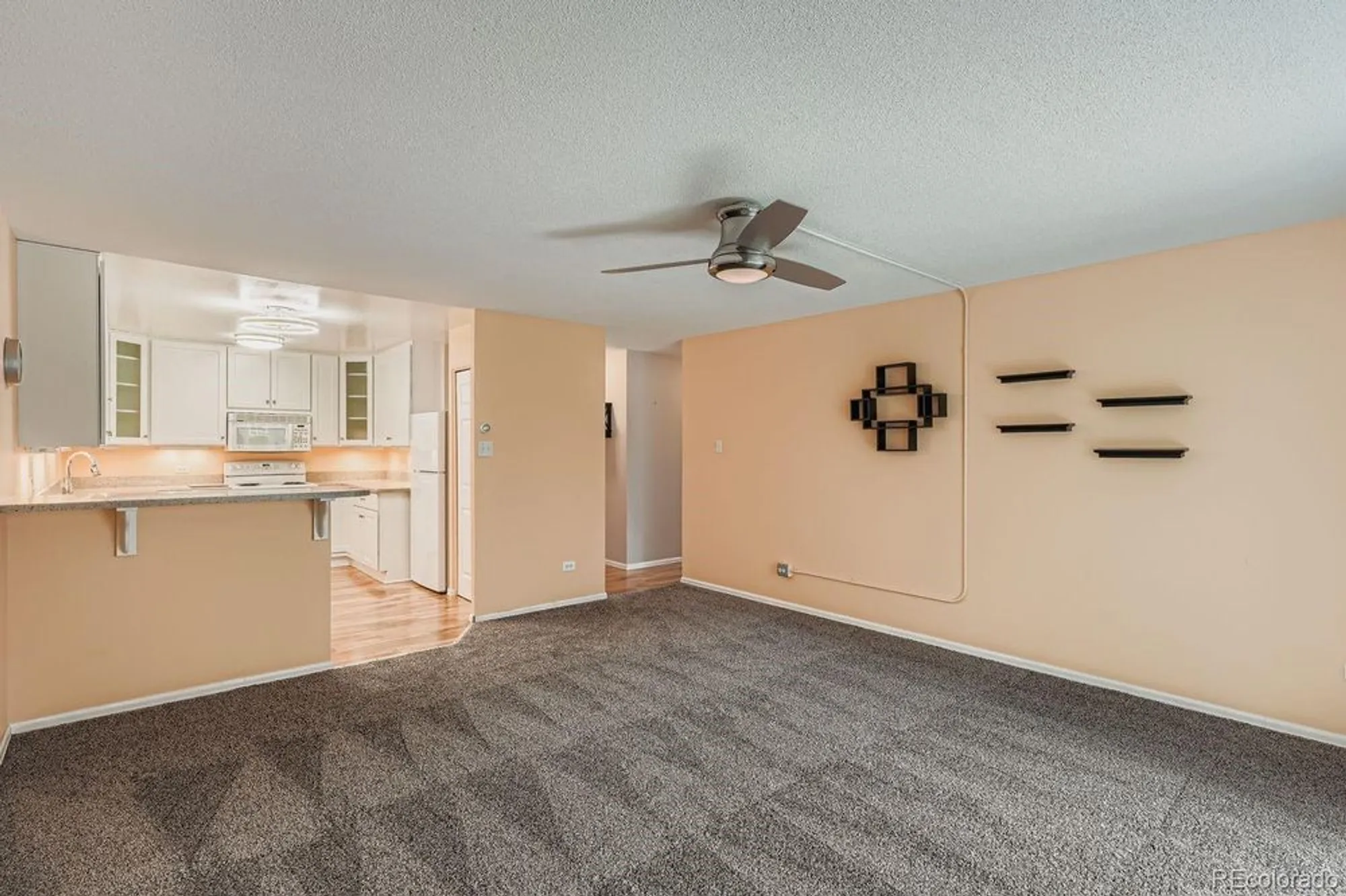 Property Slideshow image 8 of 38 | 645 s alton way 12a, Denver, CO, 80247