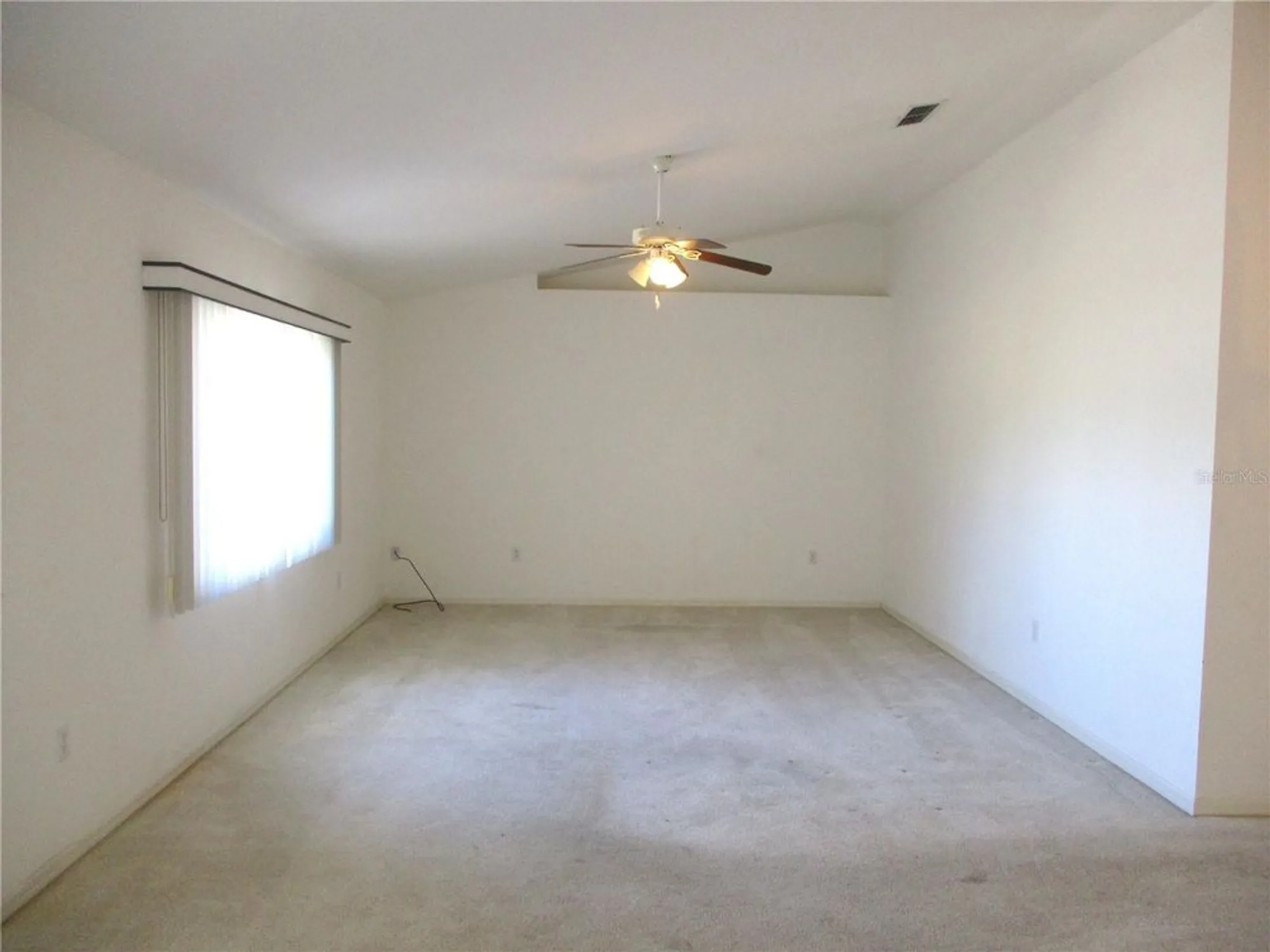 Property Slideshow image 11 of 77 | 14652 sw 112th cir, Dunnellon, FL, 34432