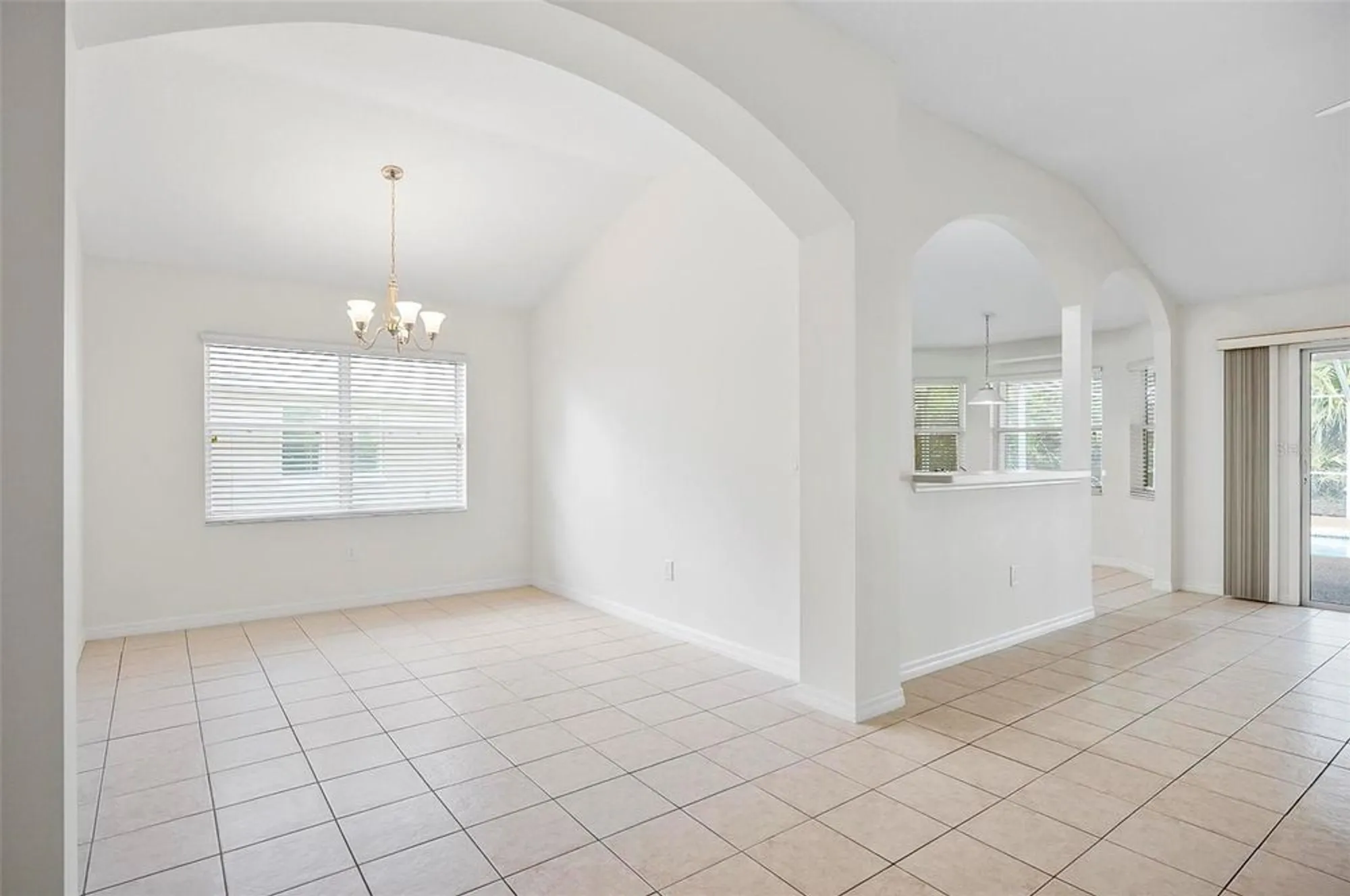Property Slideshow image 16 of 39 | 6 point doral ct, Palm Coast, FL, 32137