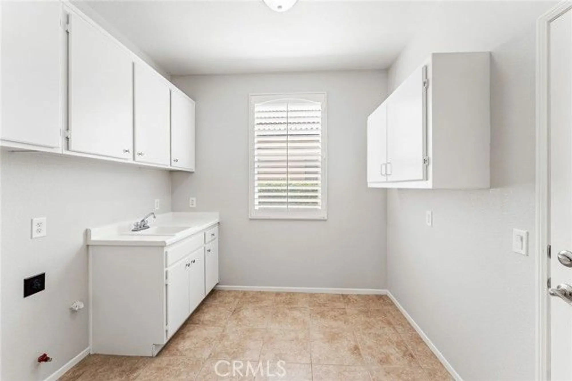 Property Slideshow image 18 of 43 | 28641 coolwater ct, Menifee, CA, 92584
