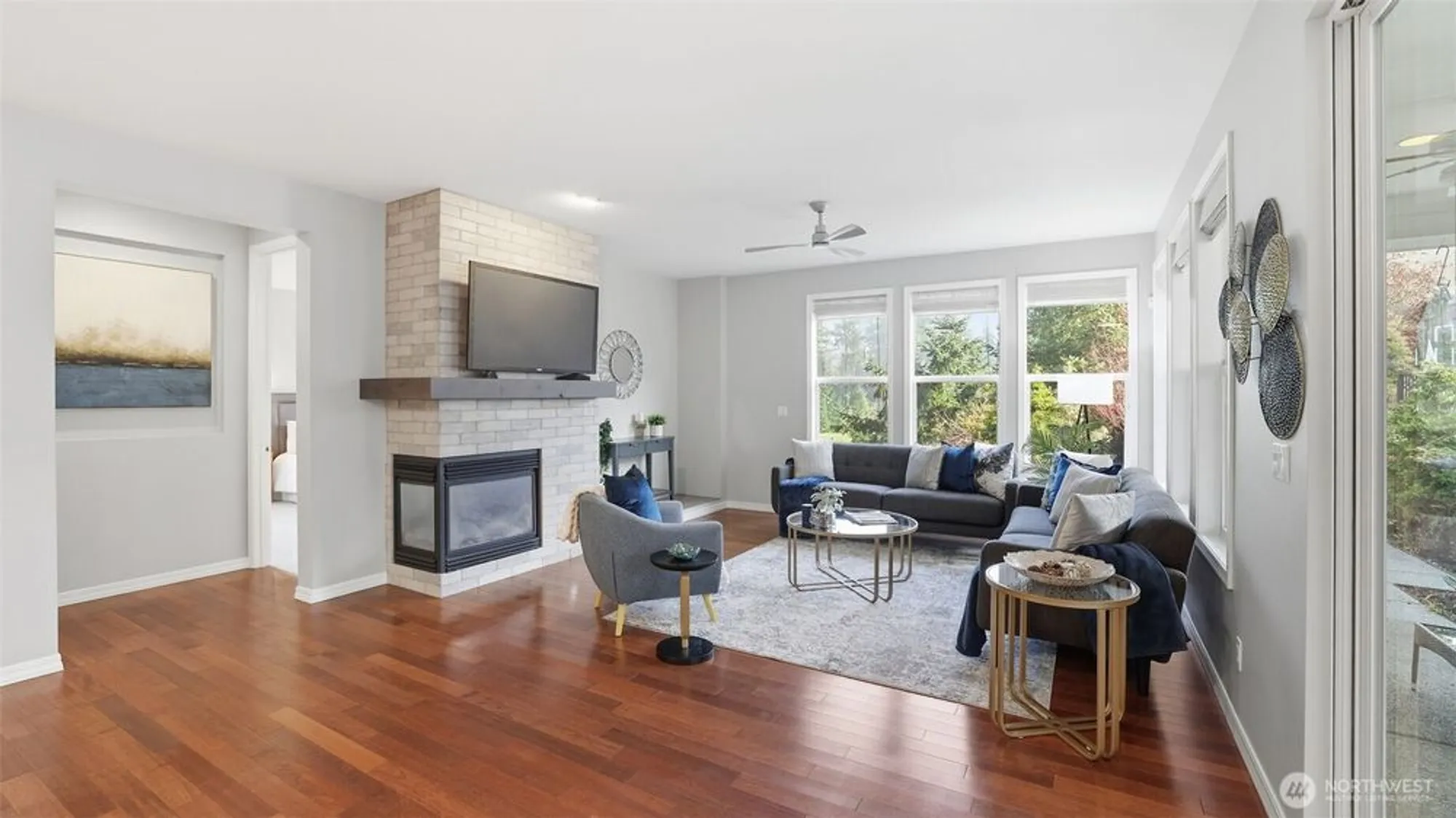 Property Slideshow image 8 of 40 | 12832 231st pl, Redmond, WA, 98053