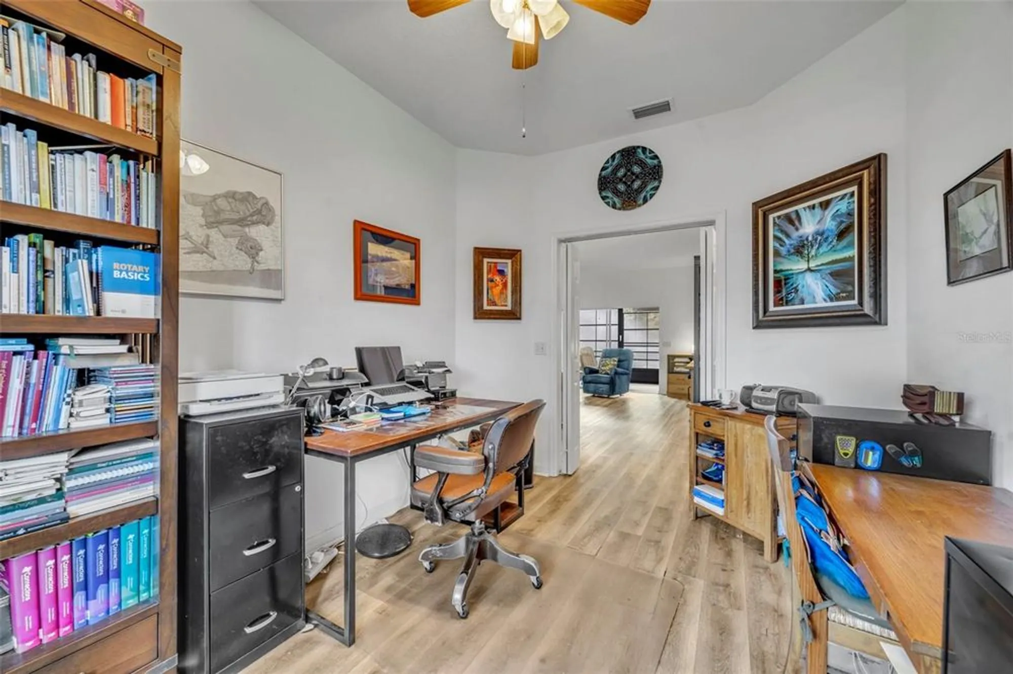 Property Slideshow image 19 of 51 | 4115 aberdeen ln, Lake Wales, FL, 33859