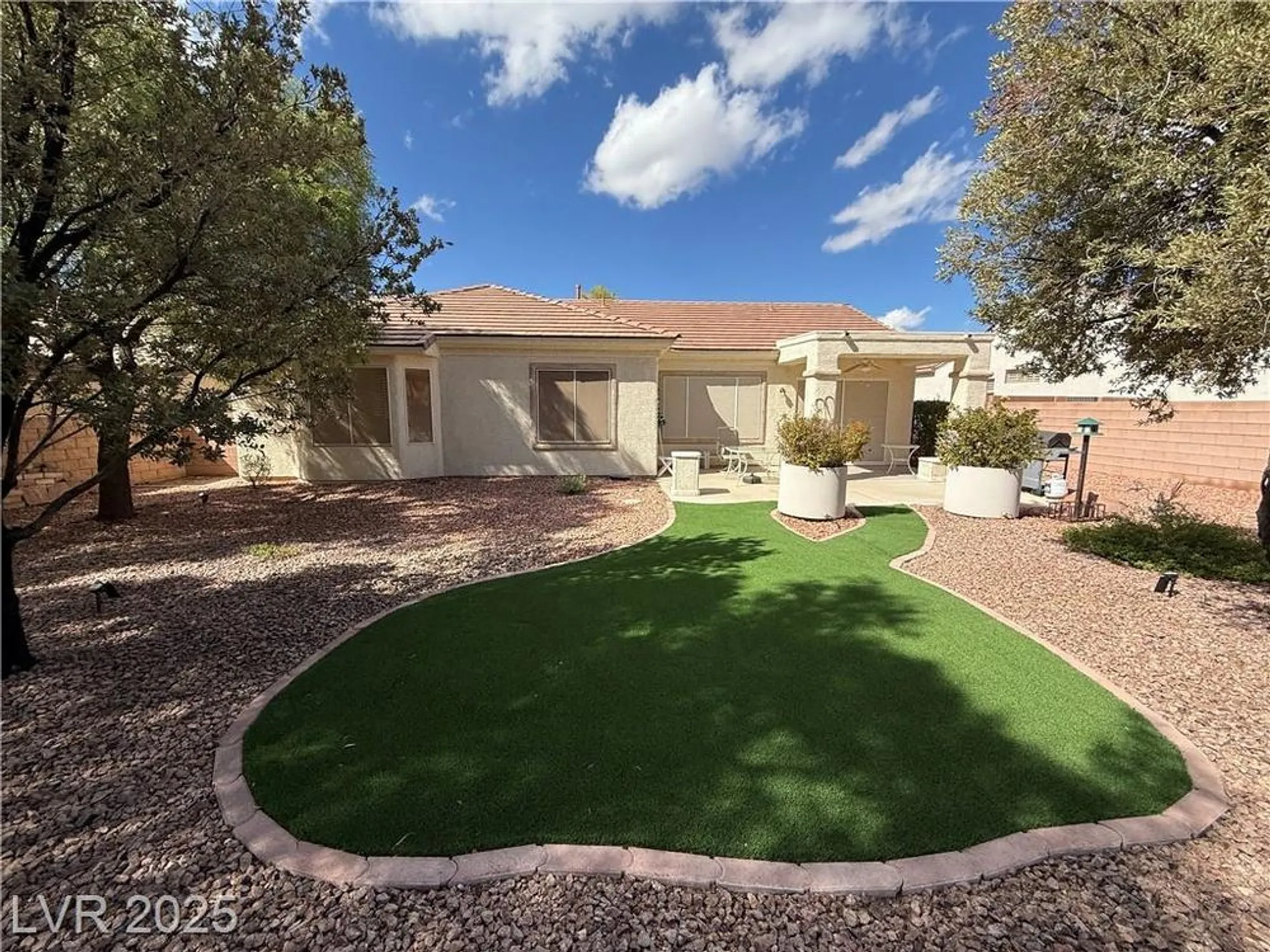 Property Slideshow image 4 of 10 | 1604 thoreau ct, Henderson, NV, 89052
