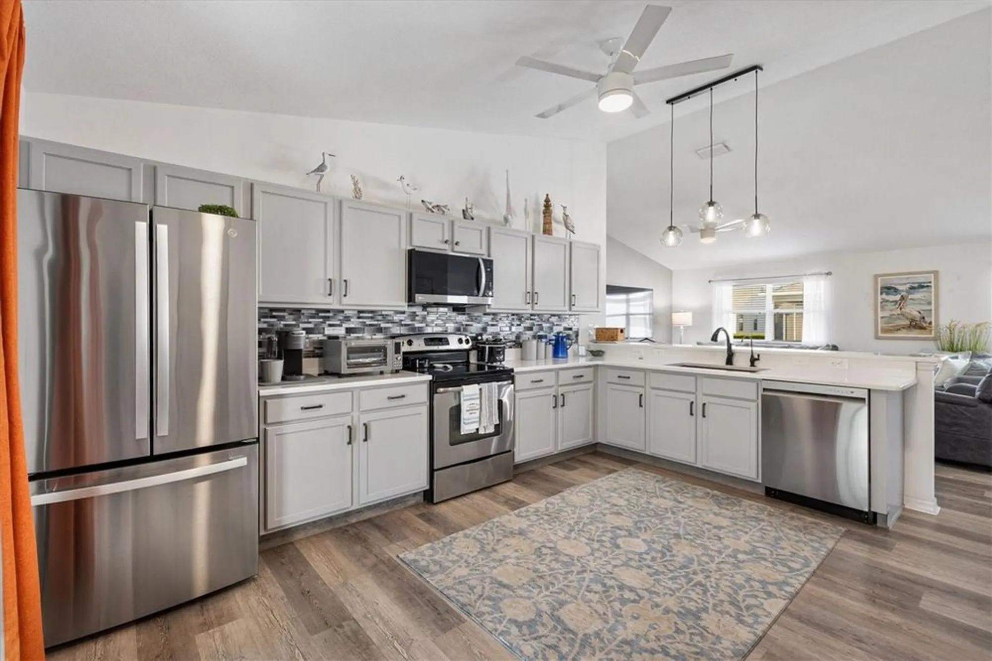 Property Slideshow image 12 of 25 | 1812 chancey way, The Villages, FL, 32162