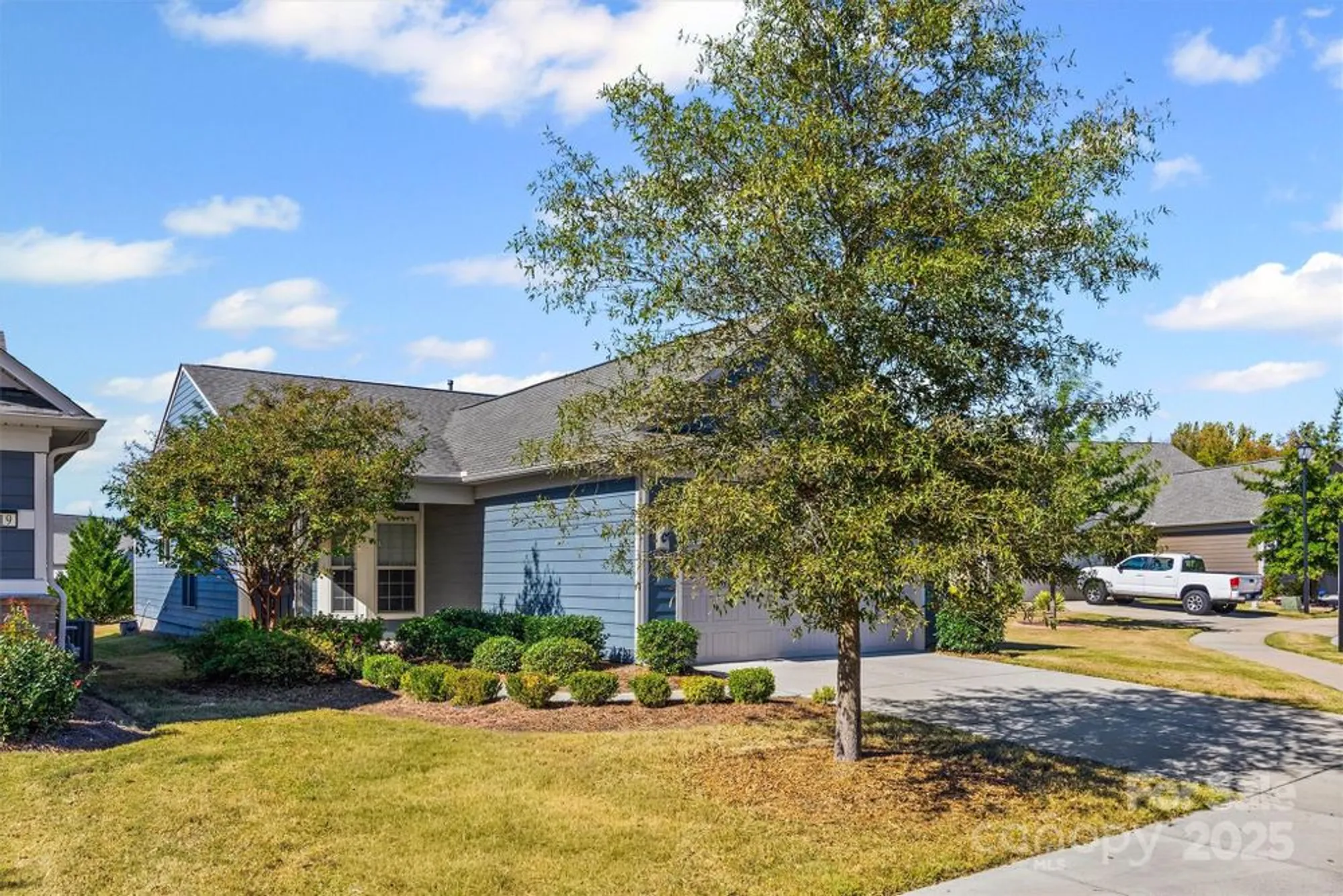 Property Slideshow image 3 of 45 | 1021 kirby dr, Fort Mill, SC, 29715