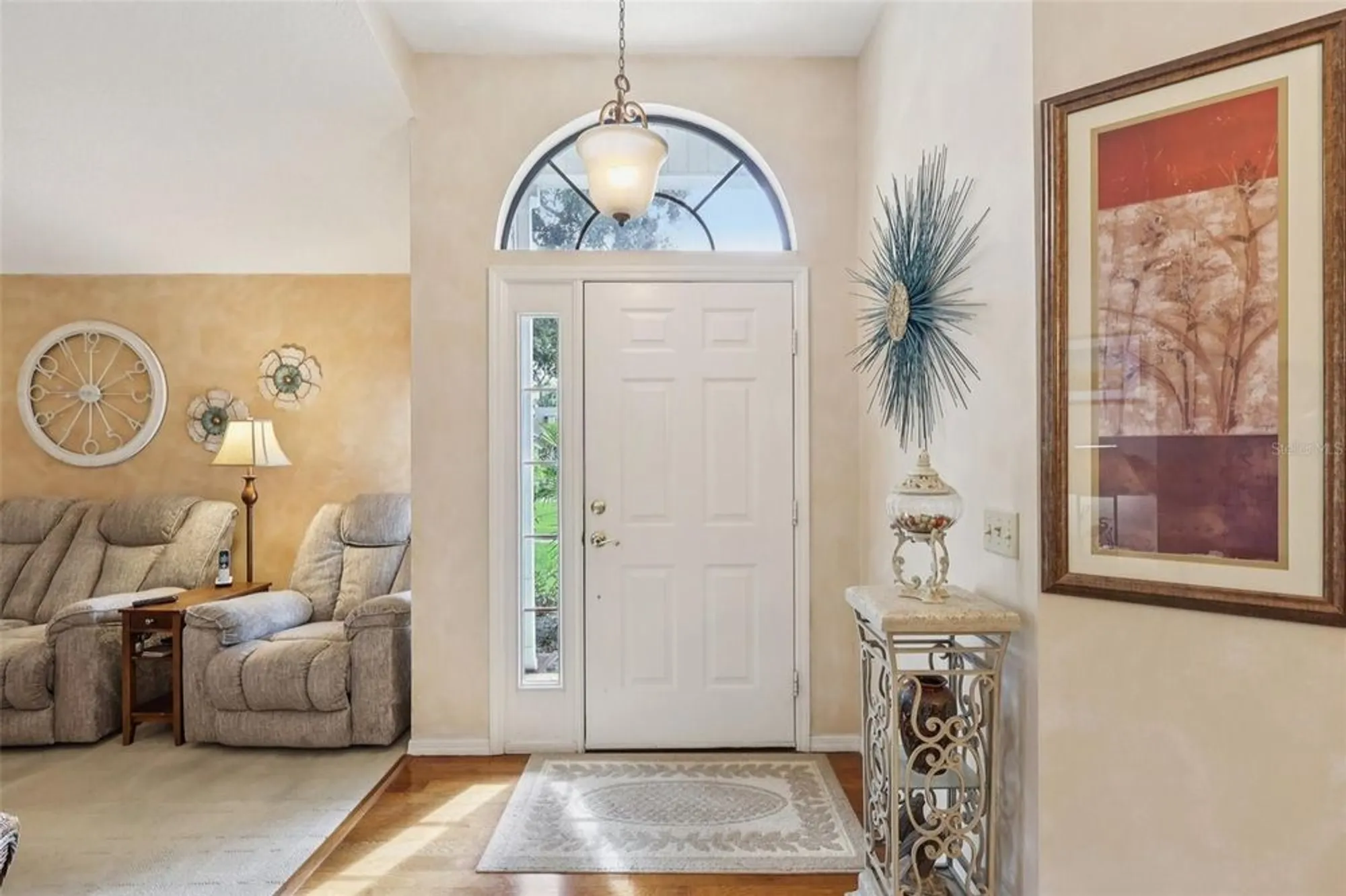 Property Slideshow image 5 of 40 | 100 juniper way, Tavares, FL, 32778