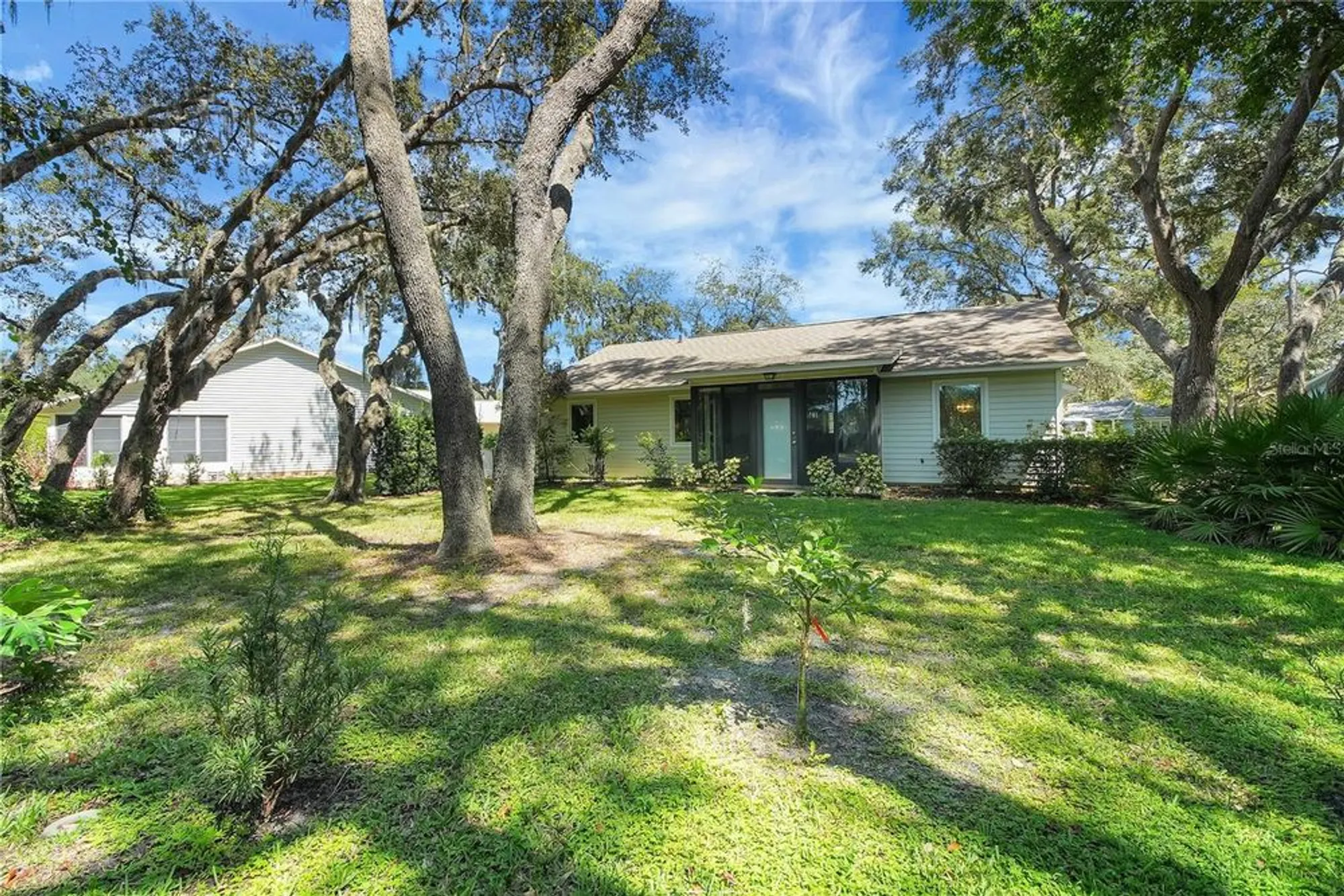 Property Slideshow image 12 of 63 | 610 fannich ct, Leesburg, FL, 34788