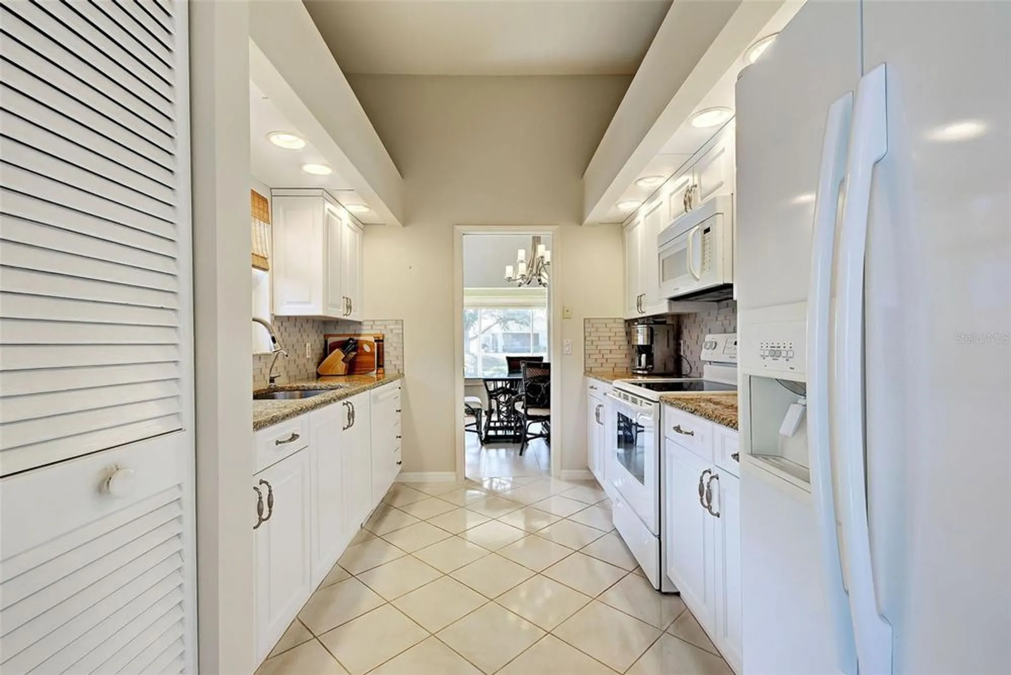 Property Slideshow image 16 of 47 | 166 southampton pl 348, Venice, FL, 34293