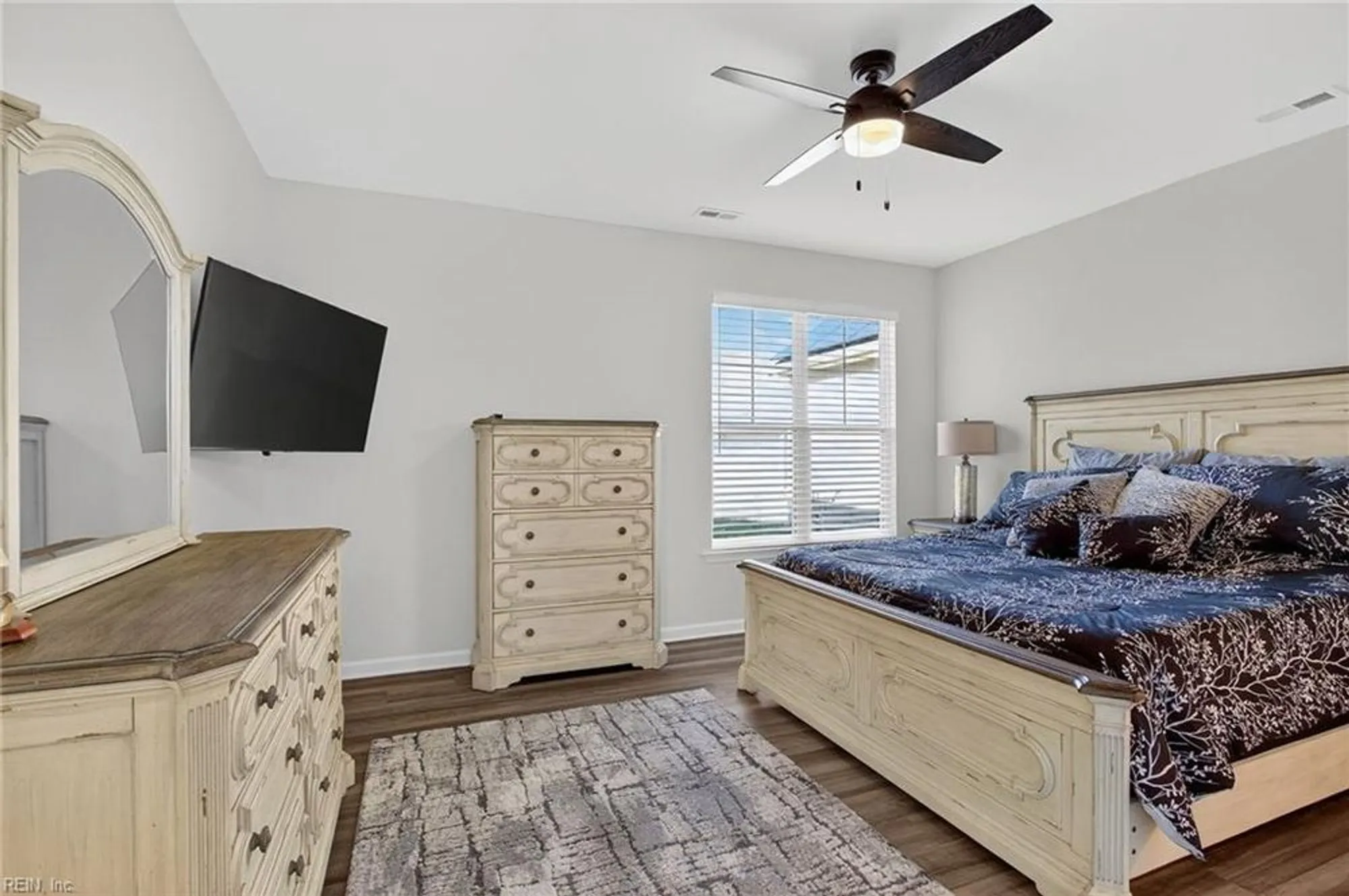 Property Slideshow image 17 of 31 | 105 cathedral st, Smithfield, VA, 23430