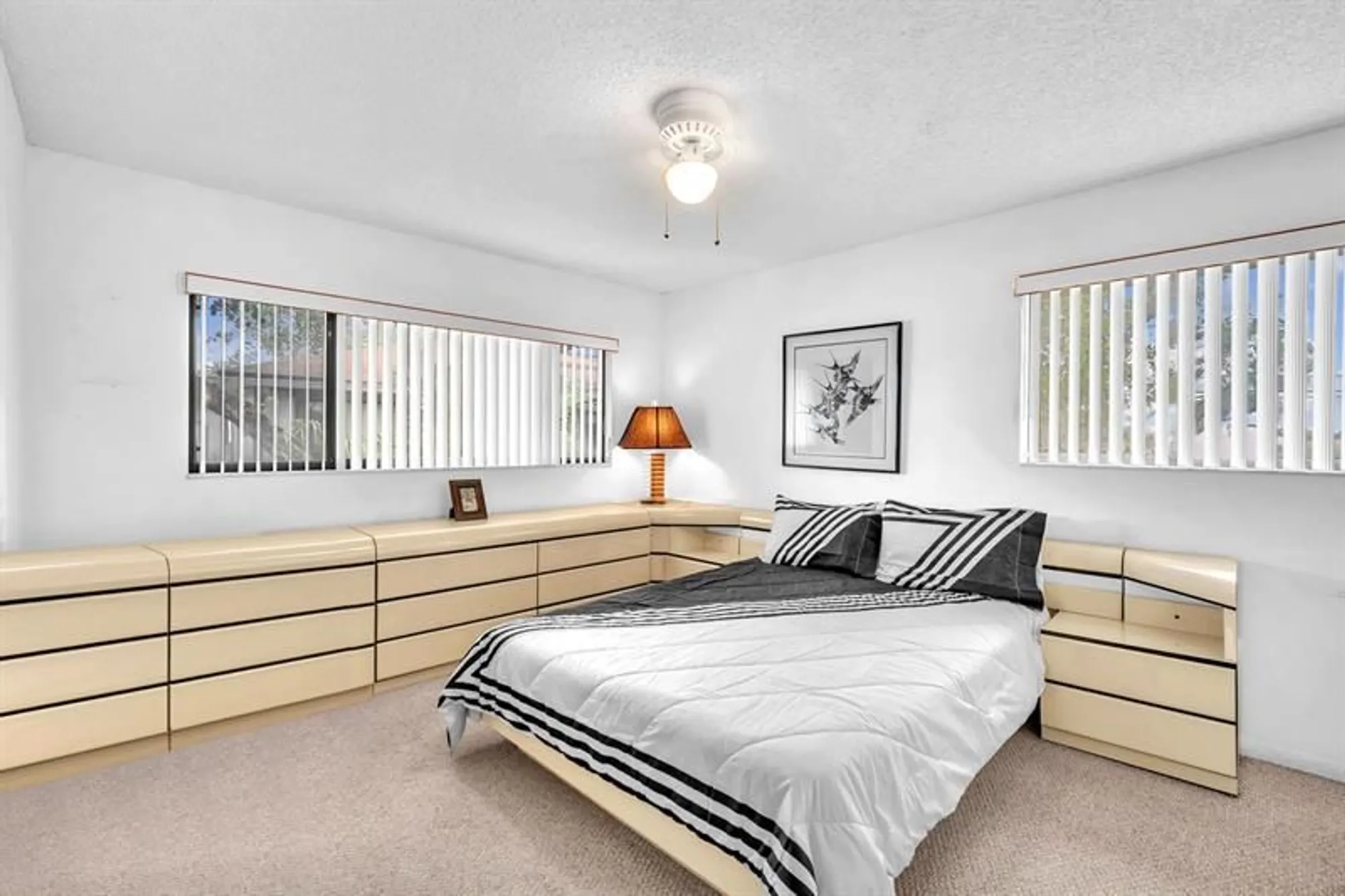 Property Slideshow image 13 of 31 | 10419 e clairmont cir 205, Tamarac, FL, 33321