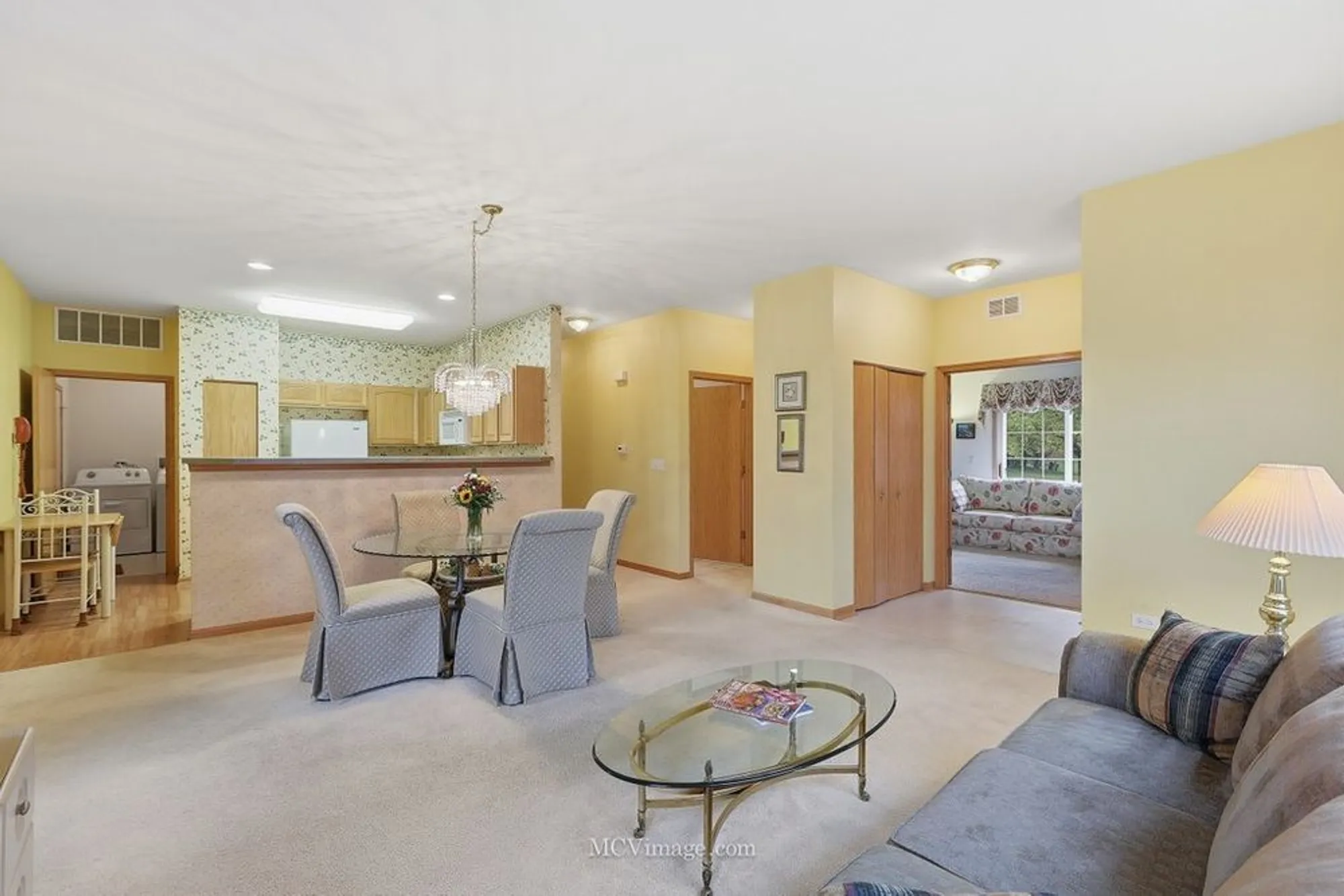 Property Slideshow image 12 of 34 | 21525 lake saint clair dr, Crest Hill, IL, 60403