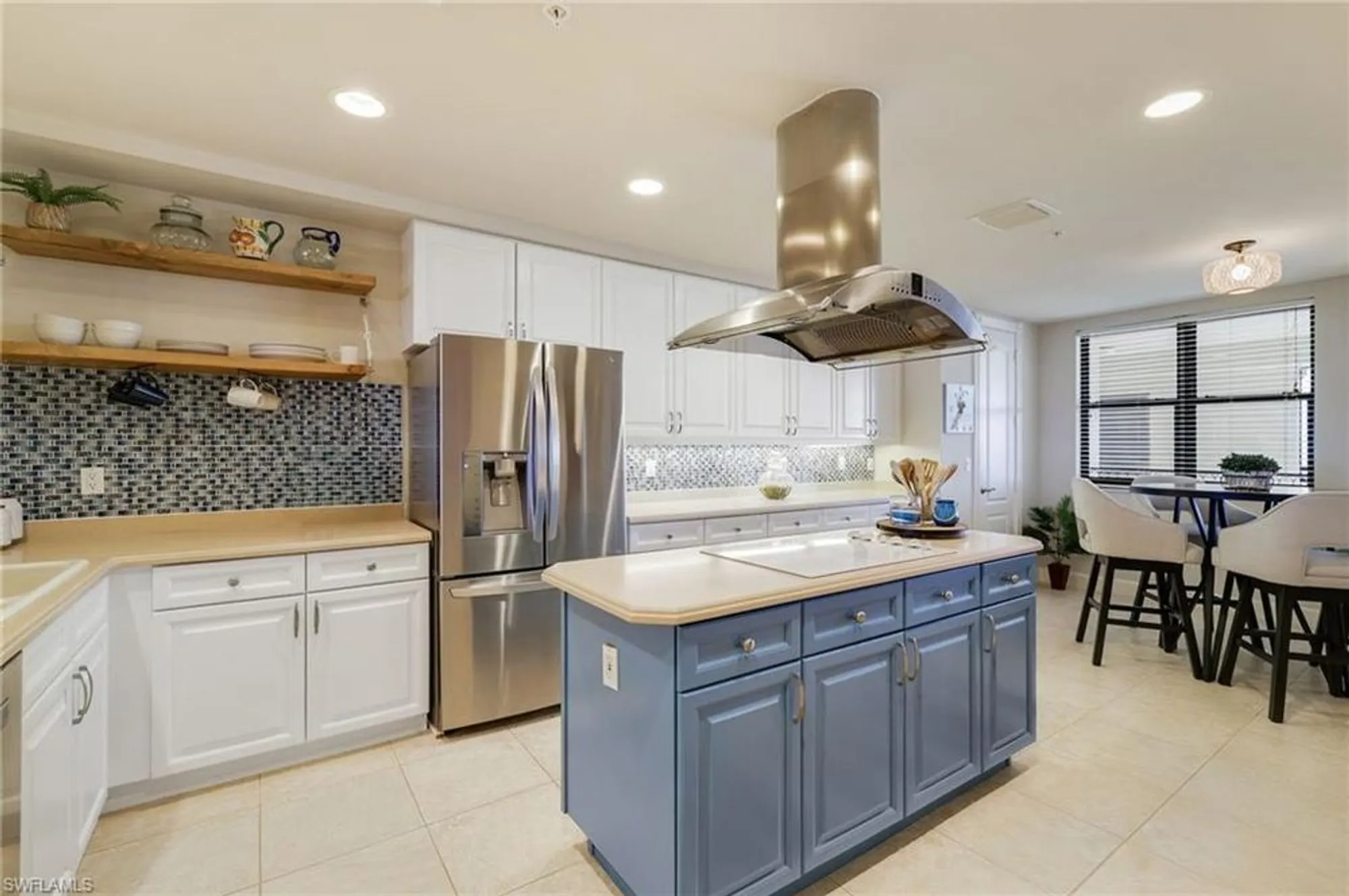 Property Slideshow image 4 of 38 | 11620 court of palms apt 303, Fort Myers, FL, 33908