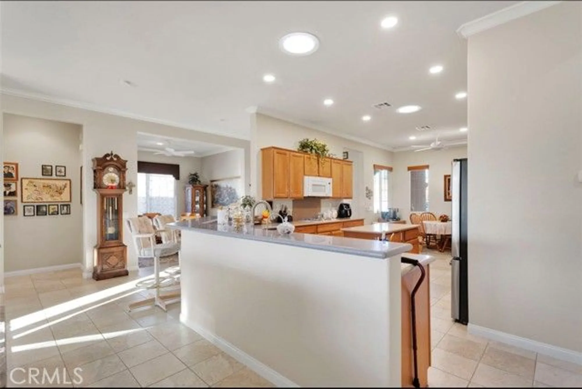 Property Slideshow image 7 of 22 | 10266 lakeshore dr, Apple Valley, CA, 92308
