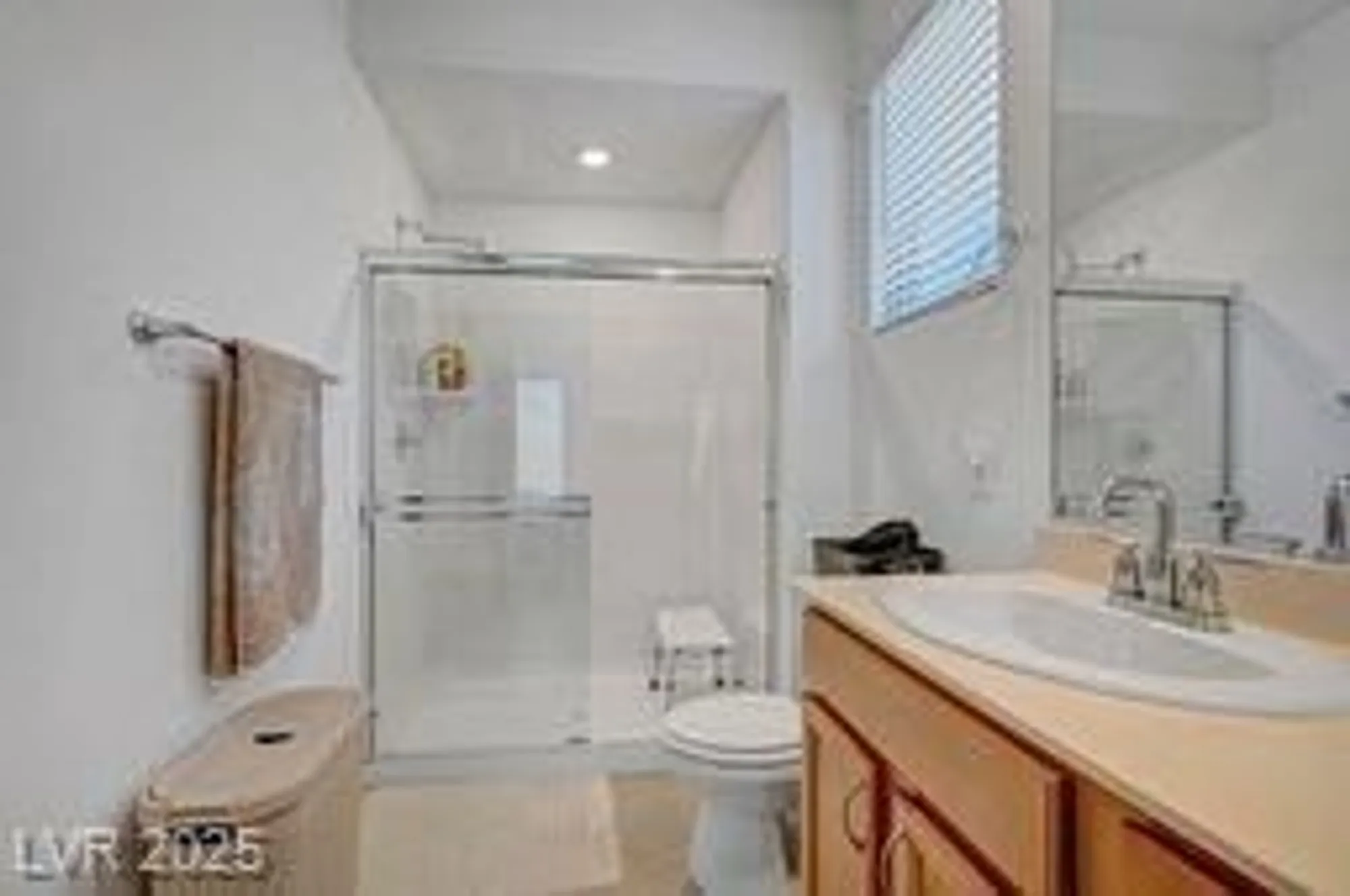 Property Slideshow image 17 of 35 | 2379 albury ave, North Las Vegas, NV, 89086