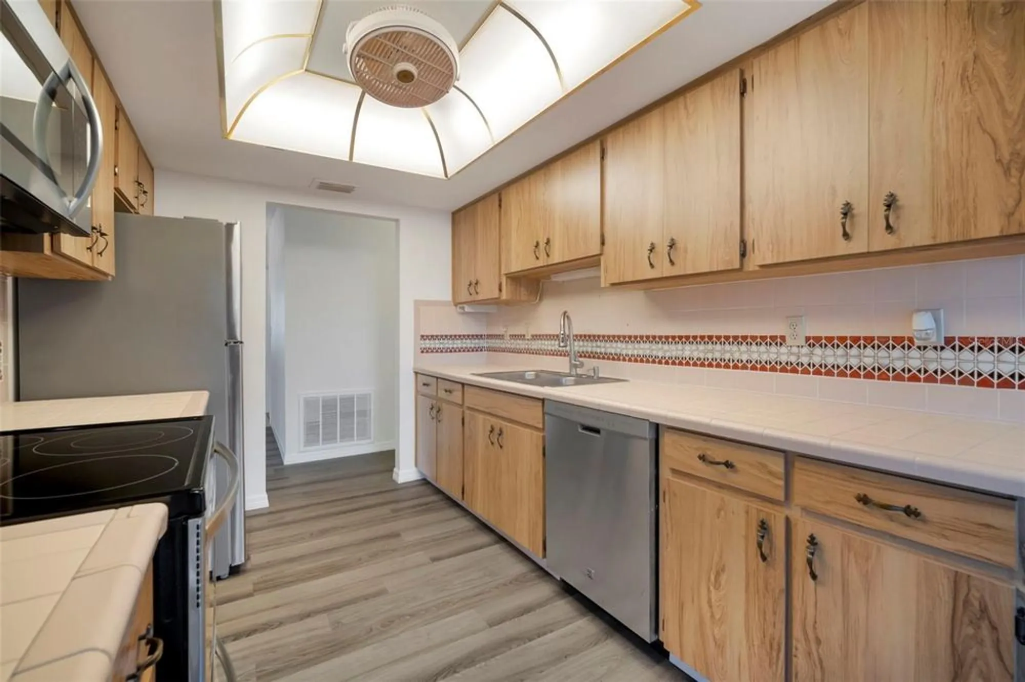 Property Slideshow image 16 of 53 | 1508 ingram dr # 20, Sun City Center, FL, 33573