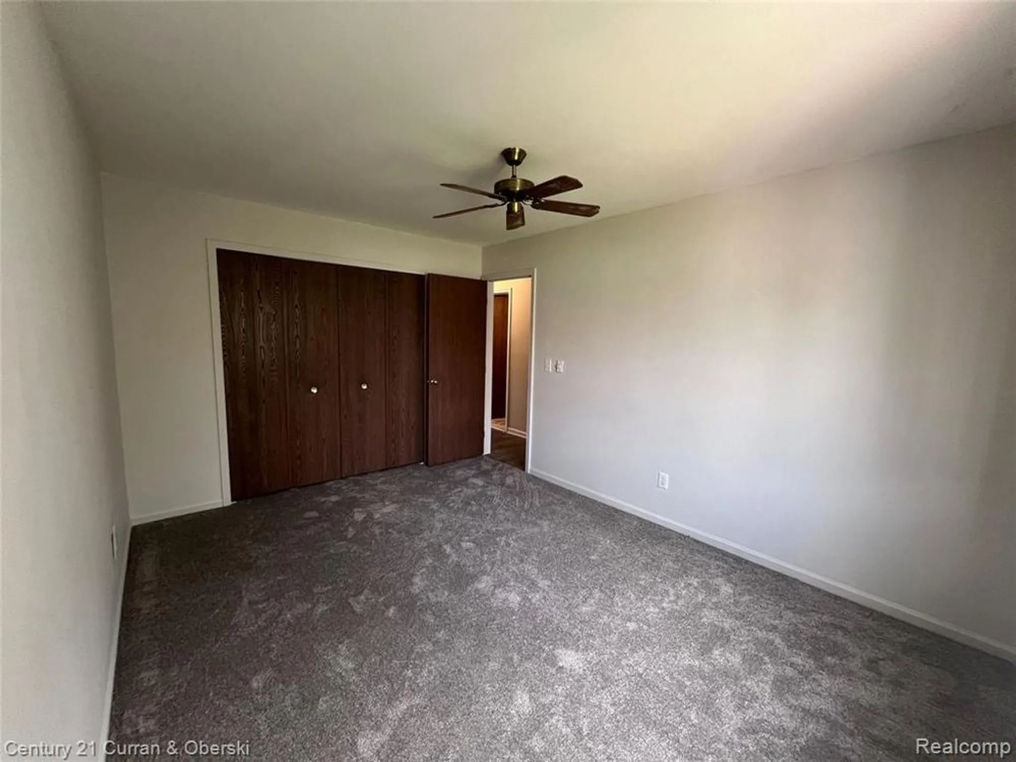 Property Slideshow image 11 of 28 | 61958 ticonderoga dr, South Lyon, MI, 48178