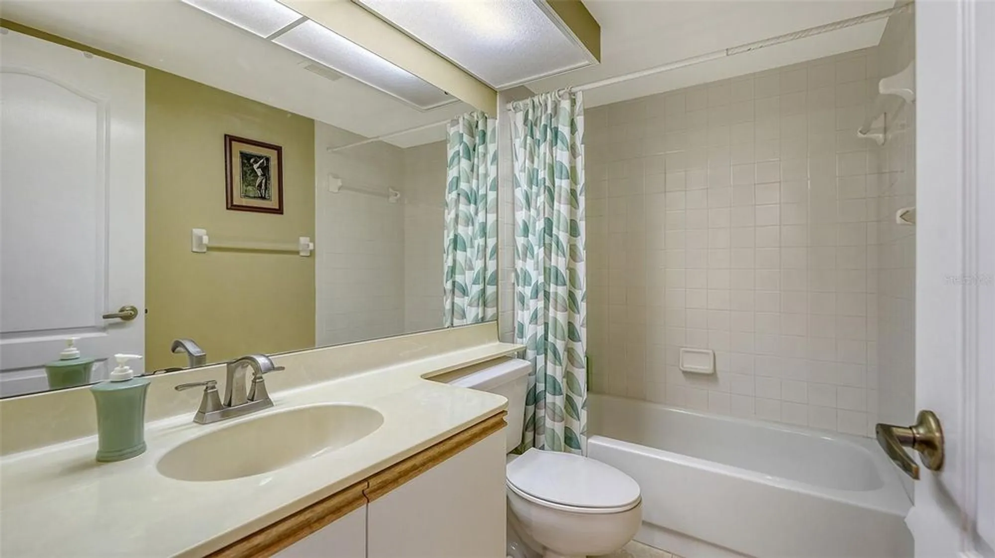 Property Slideshow image 26 of 61 | 6611 stone river rd 103, Bradenton, FL, 34203