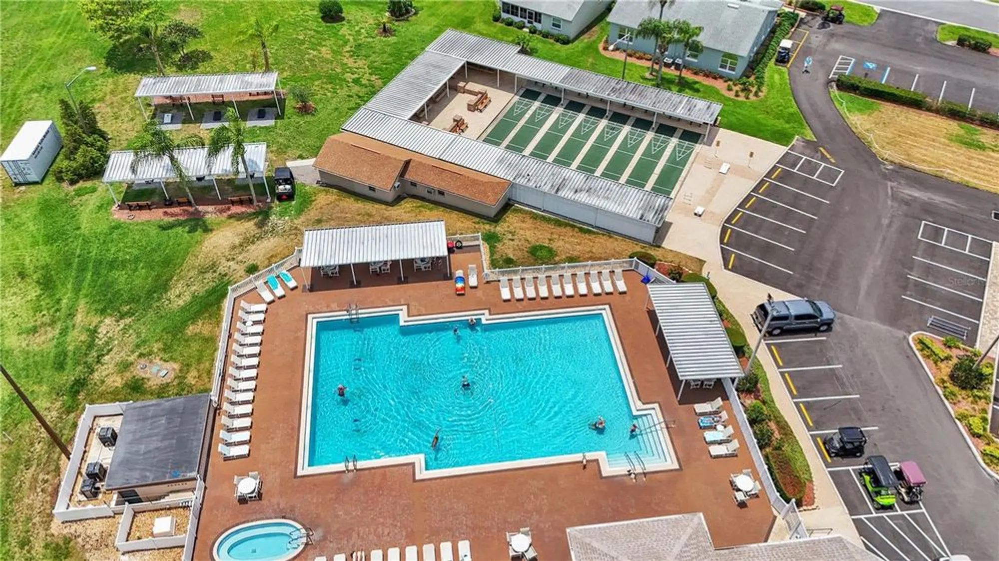 Property Slideshow image 50 of 81 | 6096 kittiwake dr, Lakeland, FL, 33809