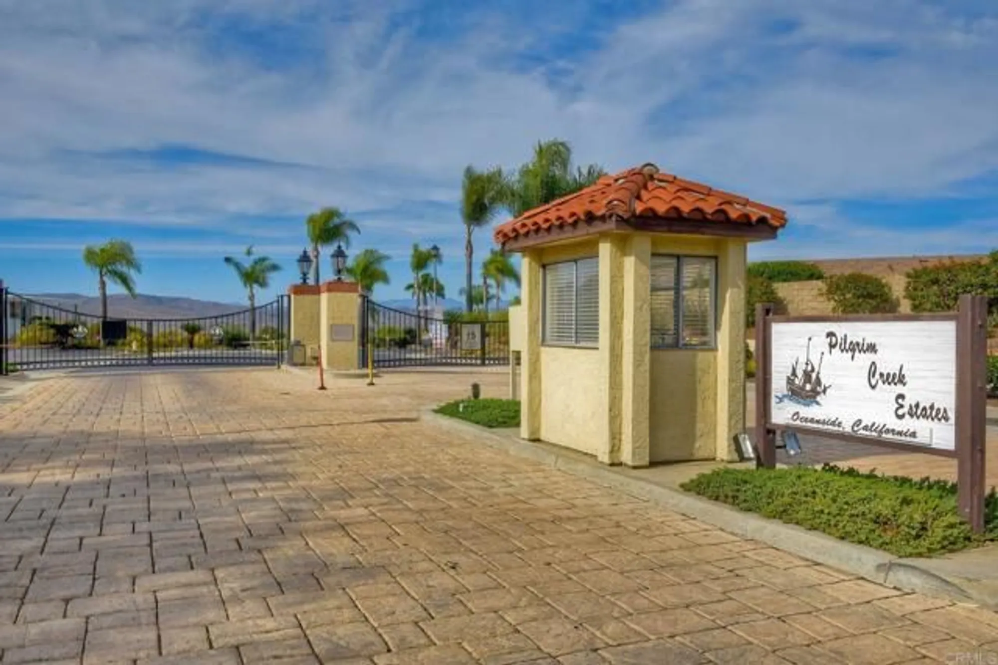 Property Slideshow image 26 of 35 | 5116 weymouth way, Oceanside, CA, 92057