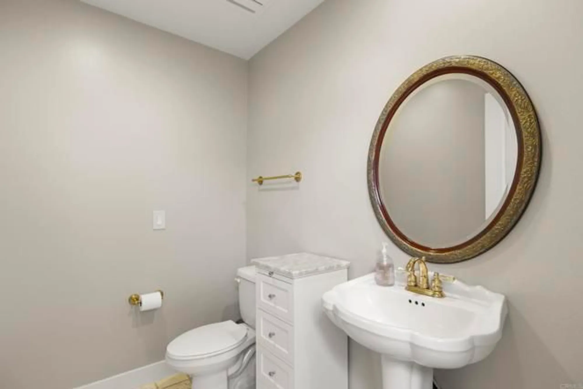 Property Slideshow image 30 of 58 | 1057 ridge heights dr, Fallbrook, CA, 92028