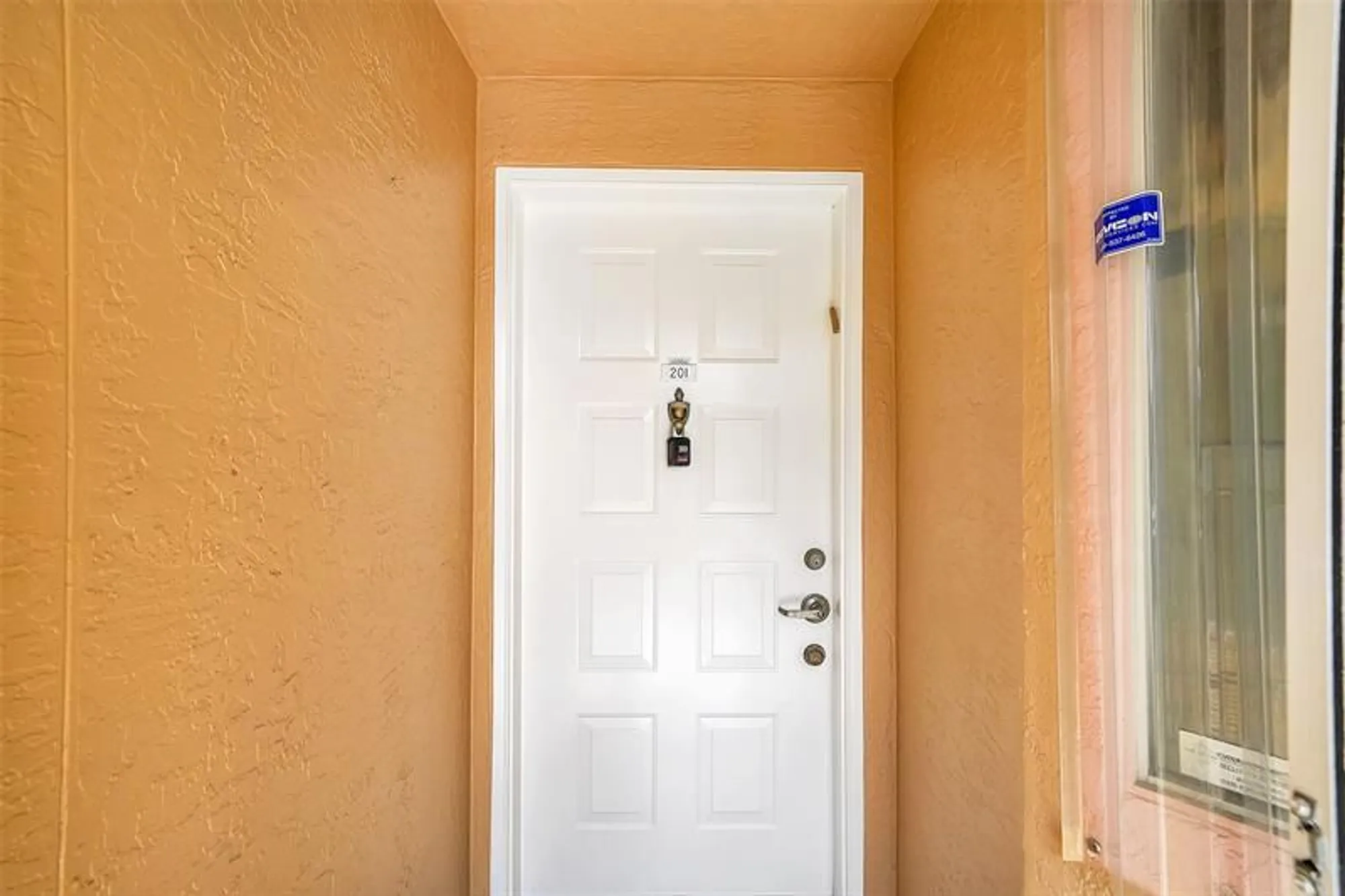 Property Slideshow image 6 of 36 | 5876 regal glen dr 201, Boynton Beach, FL, 33437