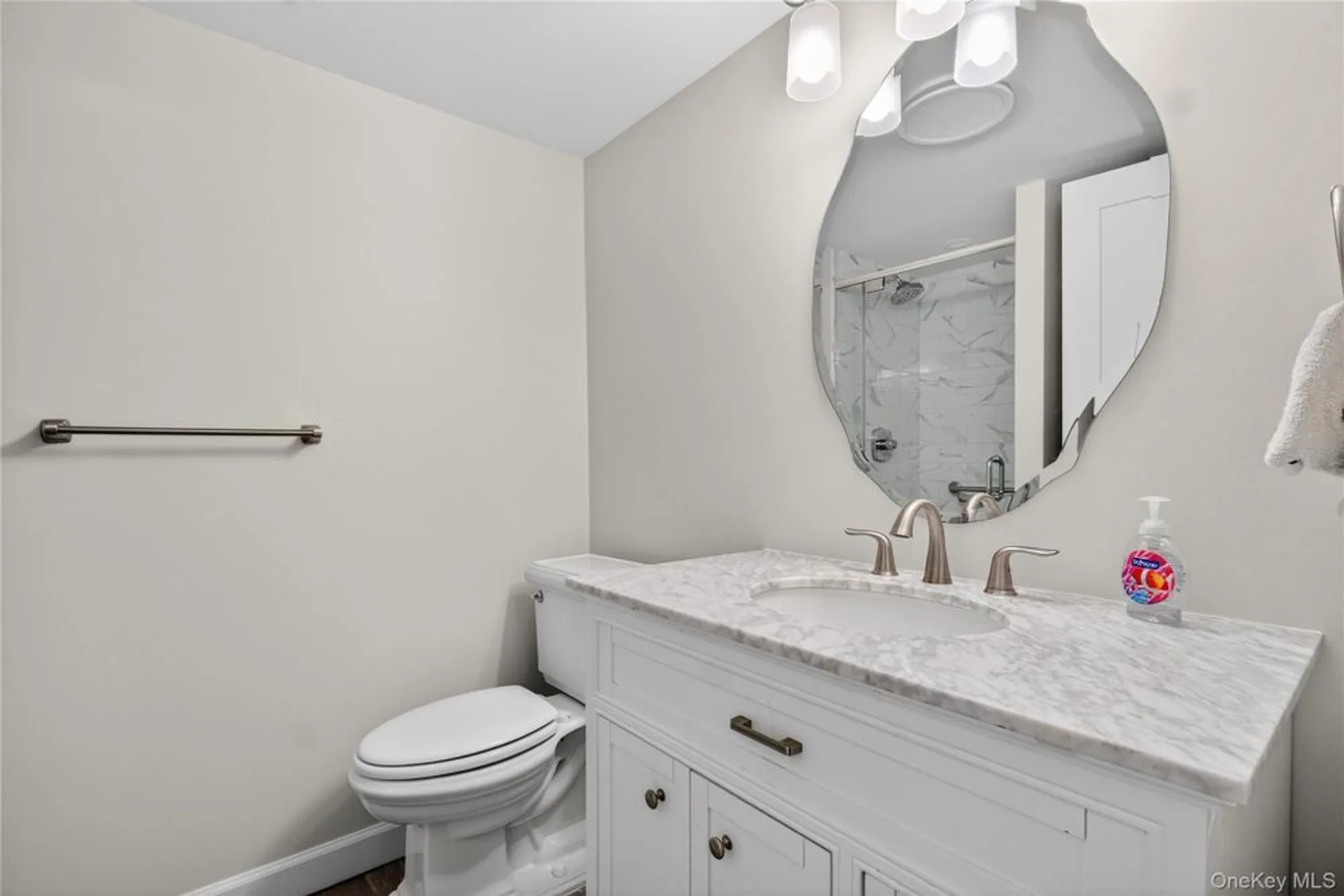 Property Slideshow image 18 of 44 | 41 jefferson oval b, Yorktown Heights, NY, 10598